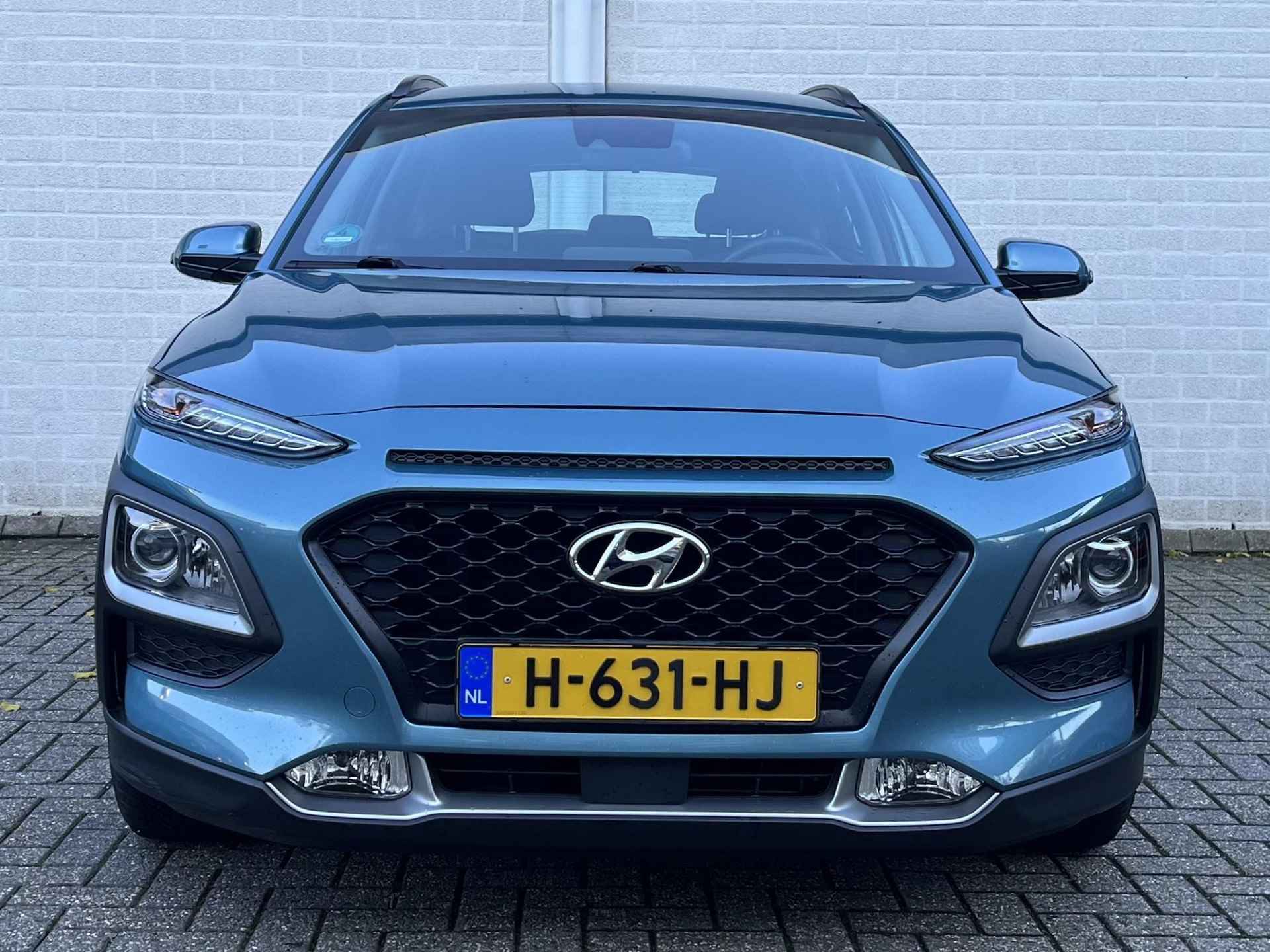 Hyundai Kona 1.6 GDI HEV Comfort || Ingebouwde navigatie | Adaptieve cruisecontrol | Camera | Trekhaak | Bi-color lmv || - 4/37