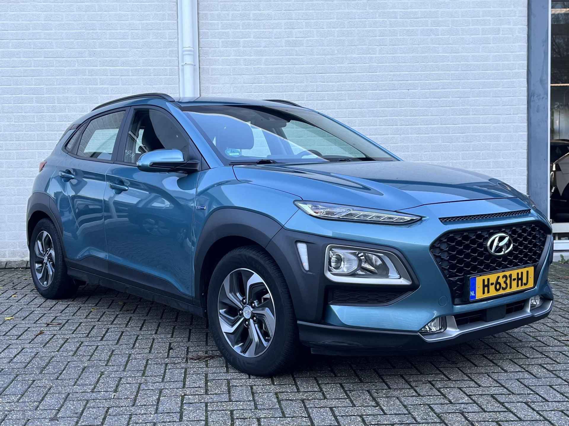 Hyundai Kona 1.6 GDI HEV Comfort || Ingebouwde navigatie | Adaptieve cruisecontrol | Camera | Trekhaak | Bi-color lmv || - 8/37