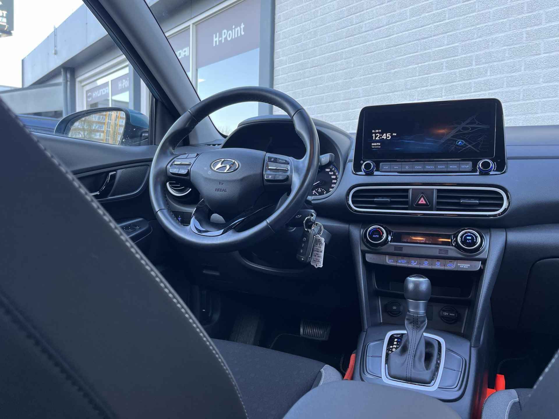 Hyundai Kona 1.6 GDI HEV Comfort || Ingebouwde navigatie | Adaptieve cruisecontrol | Camera | Trekhaak | Bi-color lmv || - 14/37