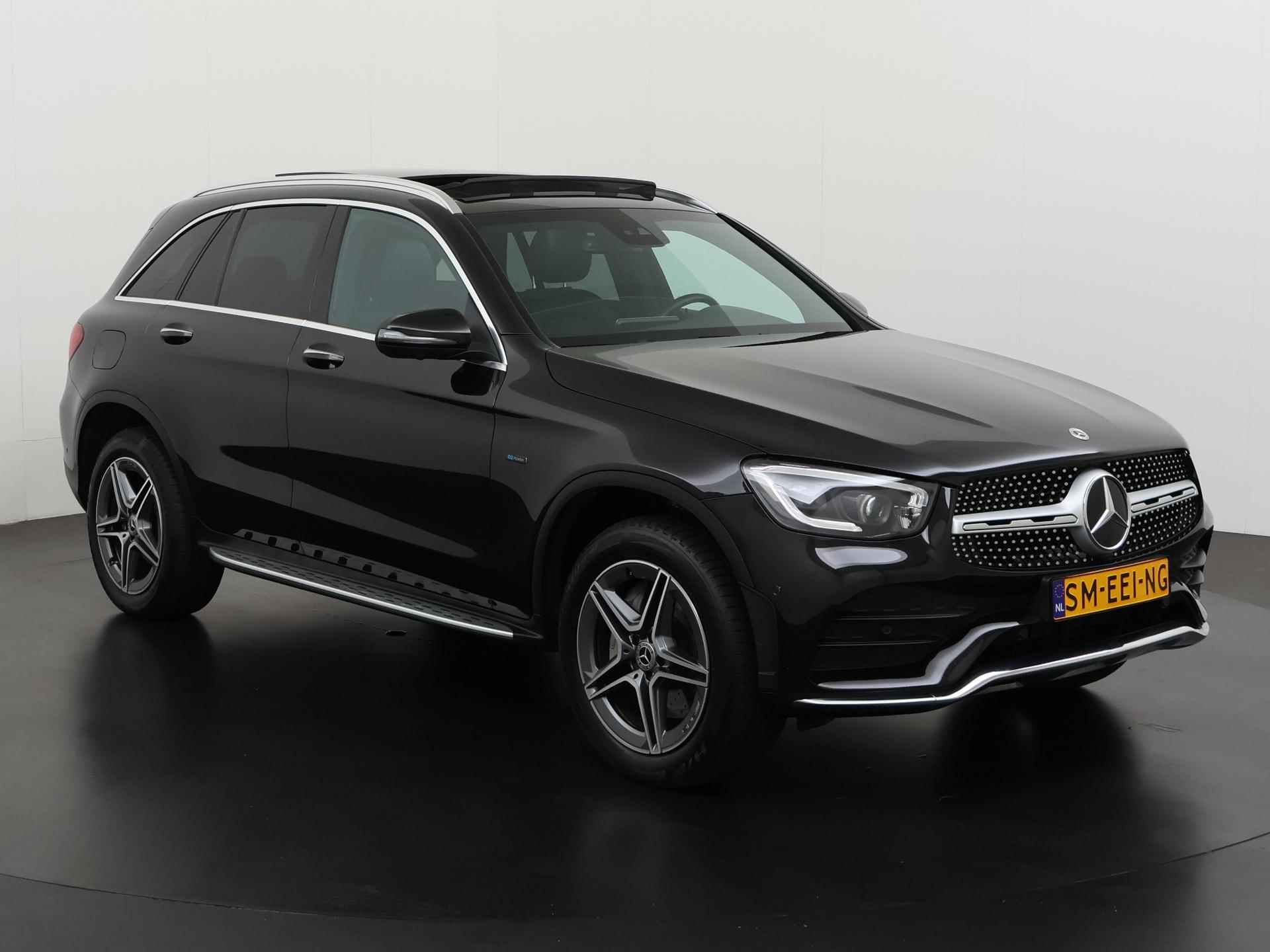 Mercedes-Benz GLC-klasse 300e 4MATIC AMG | Panoramadak | Leder | Burmester | Digital Cockpit | Zondag Open! - 30/49