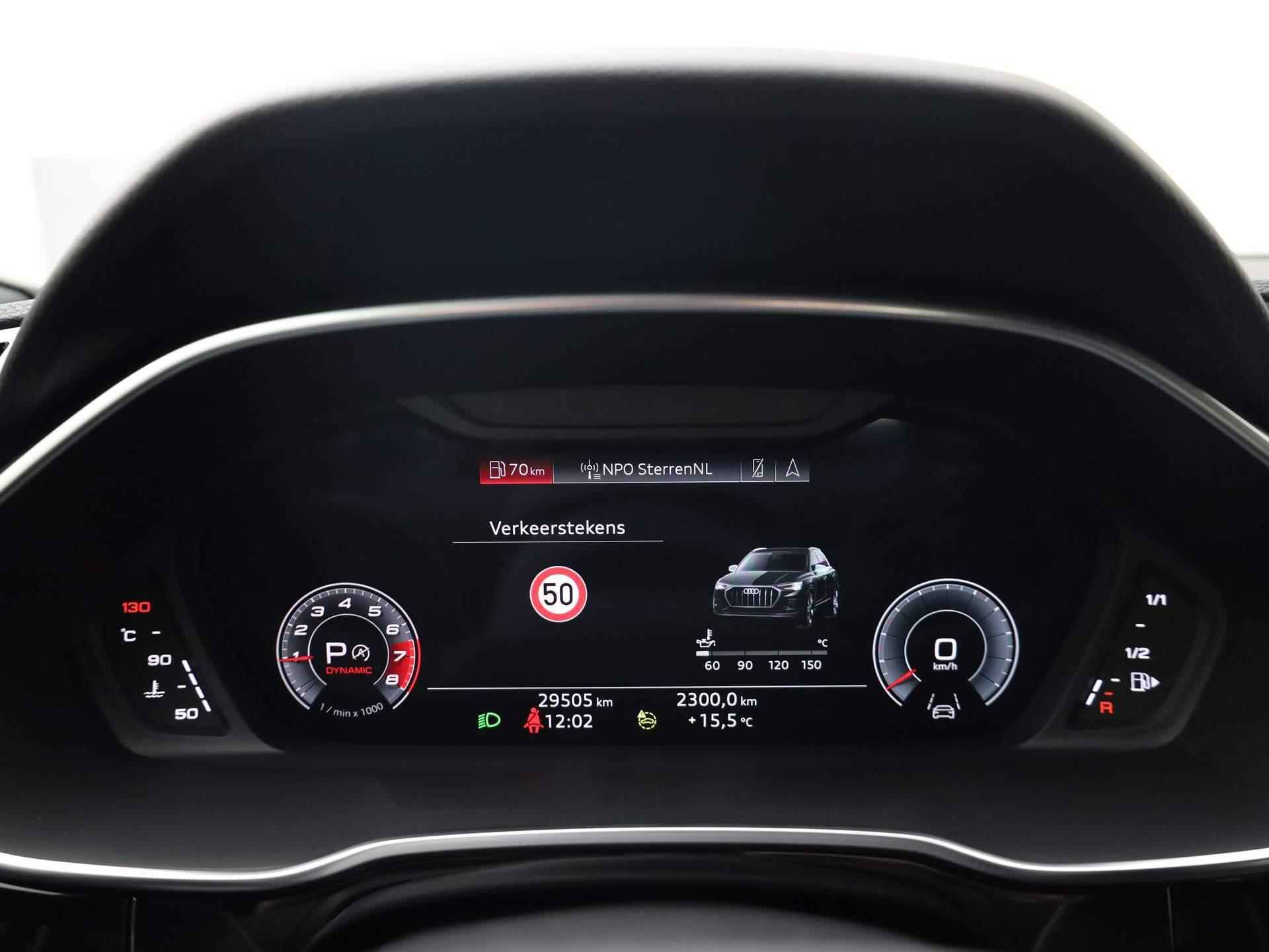 Audi Q3 35 TFSI/150PK S Line · Leder/Alcantara · Parkeersensoren + camera · Drive select - 16/44