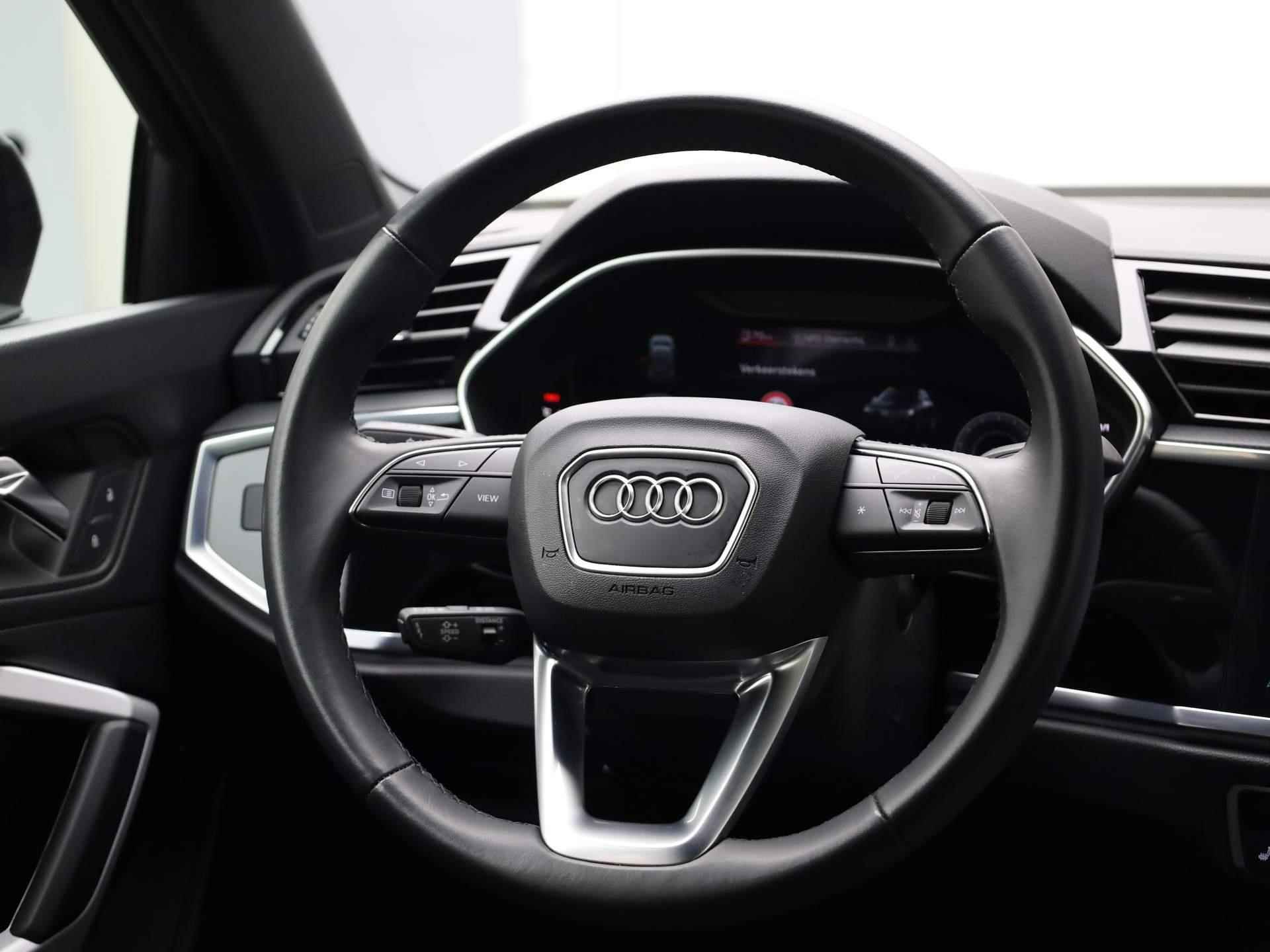 Audi Q3 35 TFSI/150PK S Line · Leder/Alcantara · Parkeersensoren + camera · Drive select - 37/44