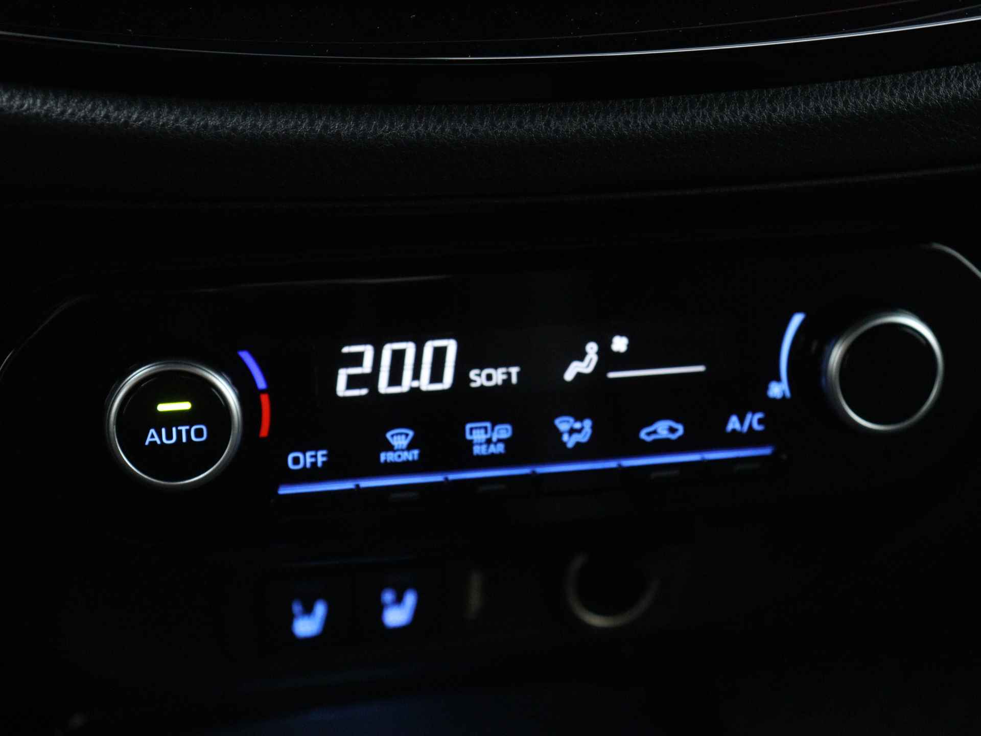 Toyota Aygo X 1.0 Envy +Limited | Navigatie | Camera | LM Velgen | - 11/42