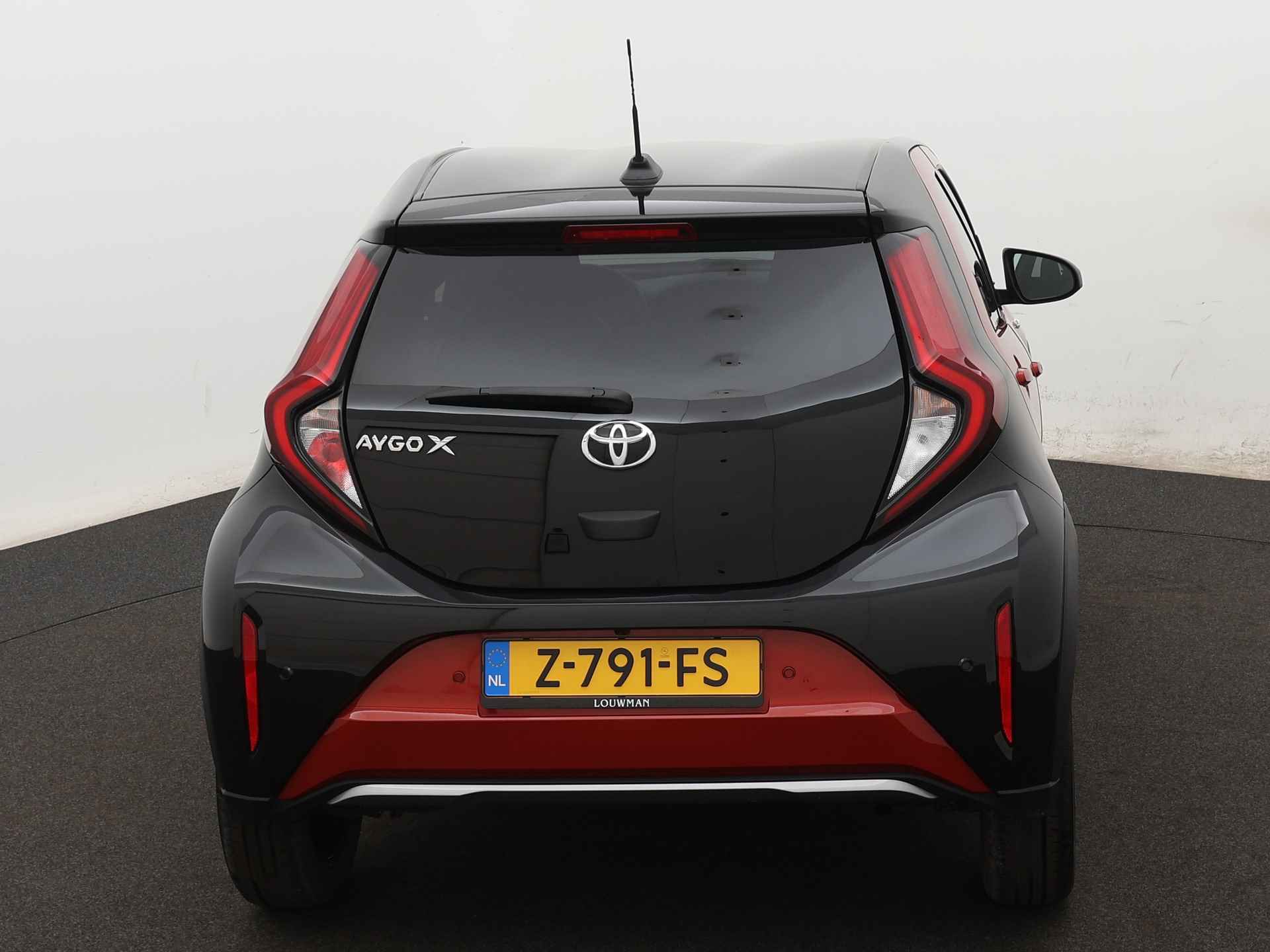 Toyota Aygo X 1.0 Envy +Limited | Navigatie | Camera | LM Velgen | - 29/42