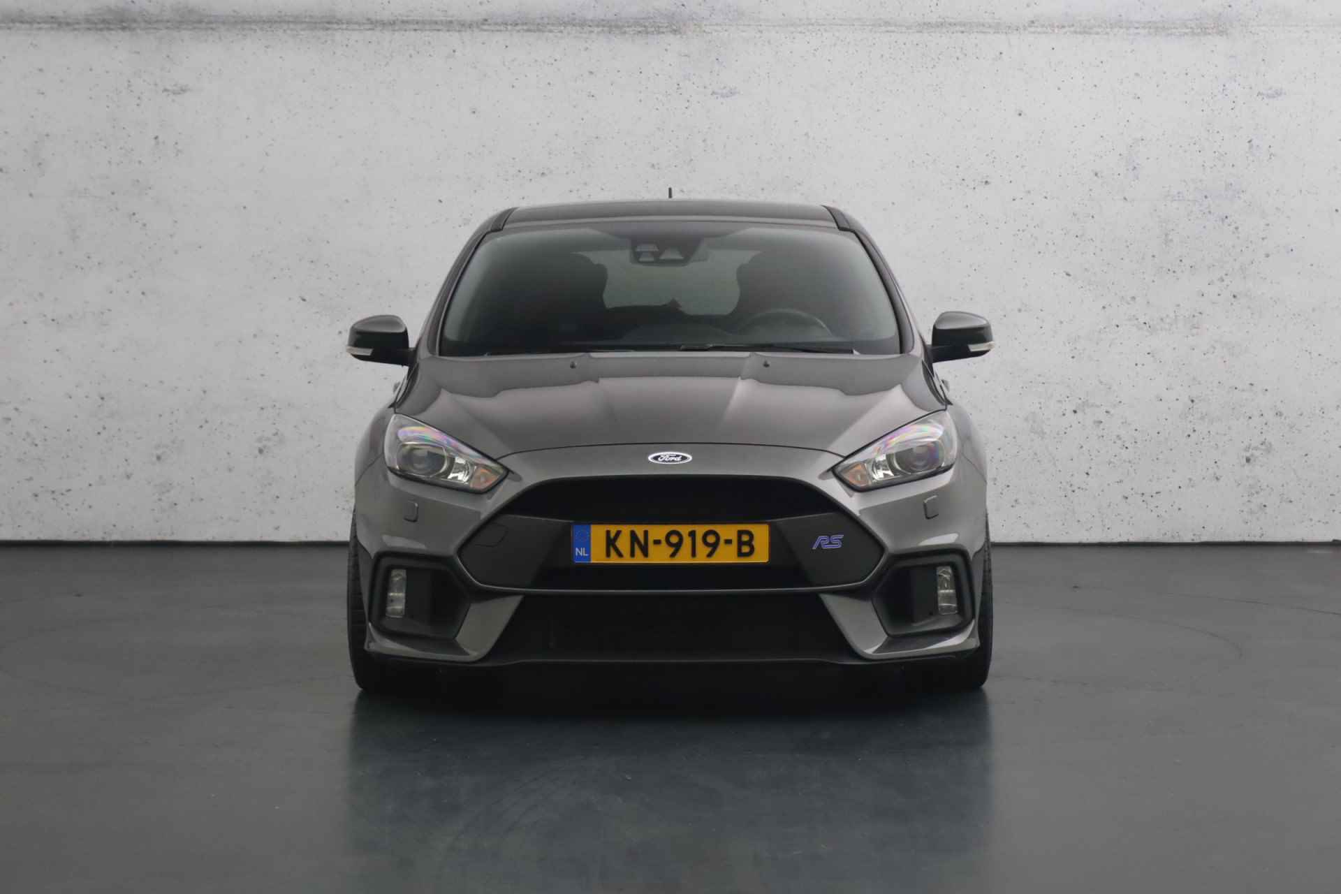 Ford Focus 2.3 RS 350PK | Weinig KM`s | Half lederen bekleding | Voorstoelen verwarmd | Parkeersensoren | Camera - 10/33