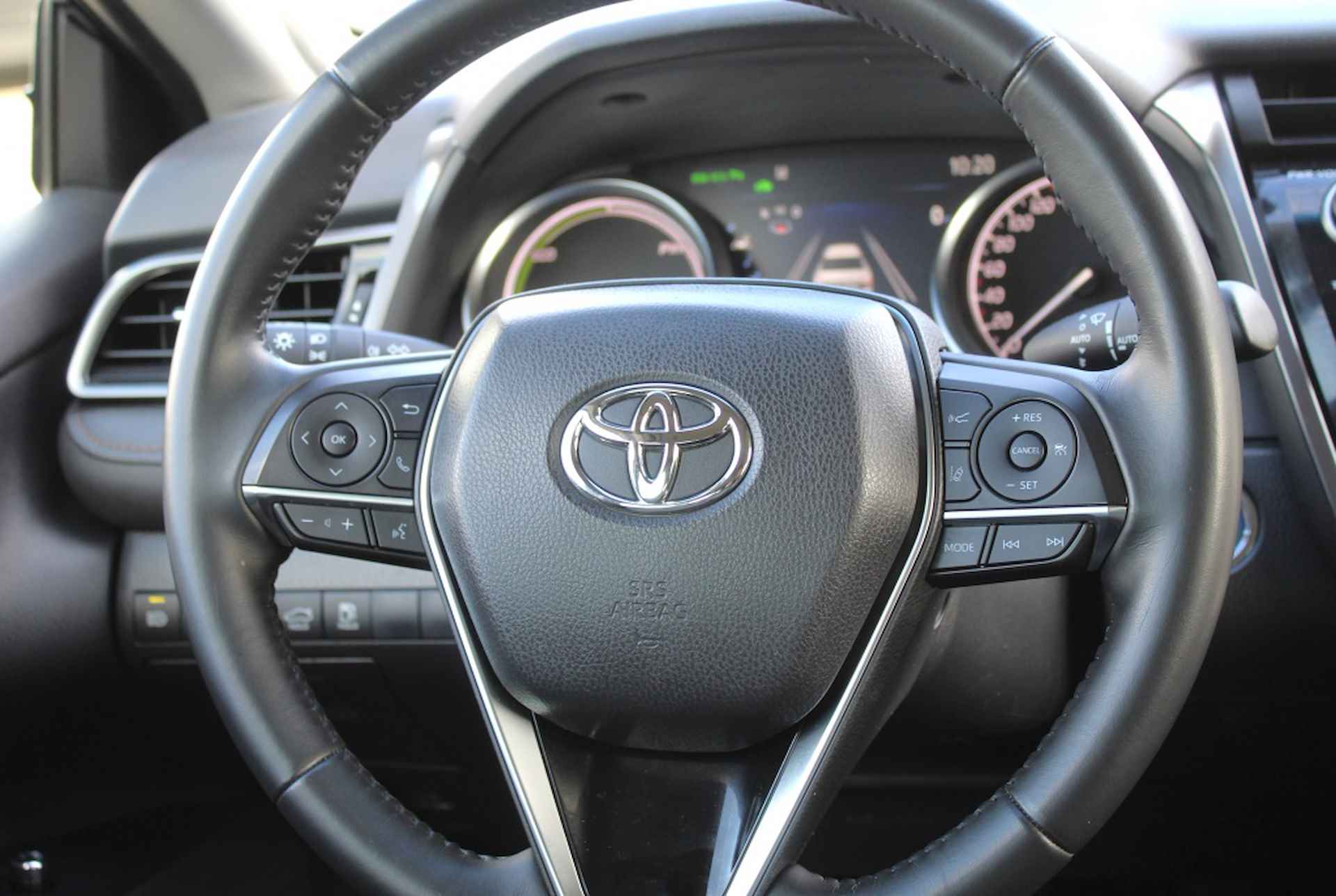 Toyota Camry 2.5 Hybrid Premium | Navi | JBL | Leder | Sensoren v/a | - 9/40