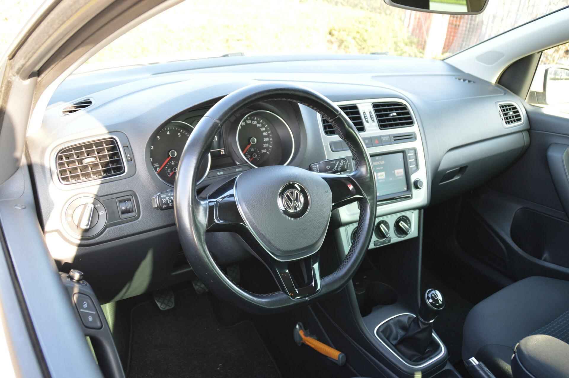 Volkswagen Polo 1.0 BlueMotion Edition navi/trekhaak 2e eig. - 3/82