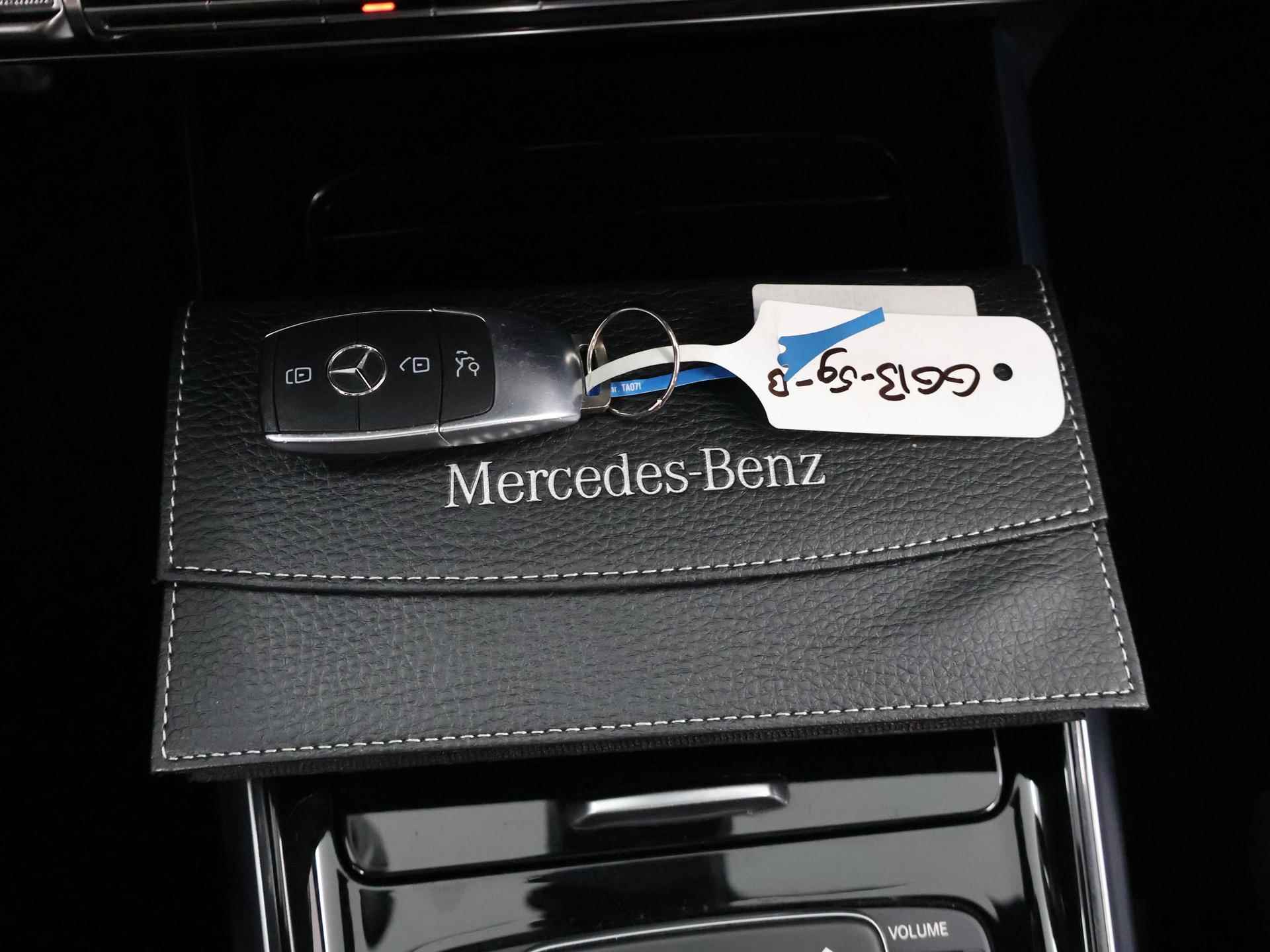 Mercedes-Benz GLA-klasse 250 e Business Solution AMG Limited | Panoramadak | Navigatie | Parkeercamera | Climarte Control | Led Koplampen | - 31/45