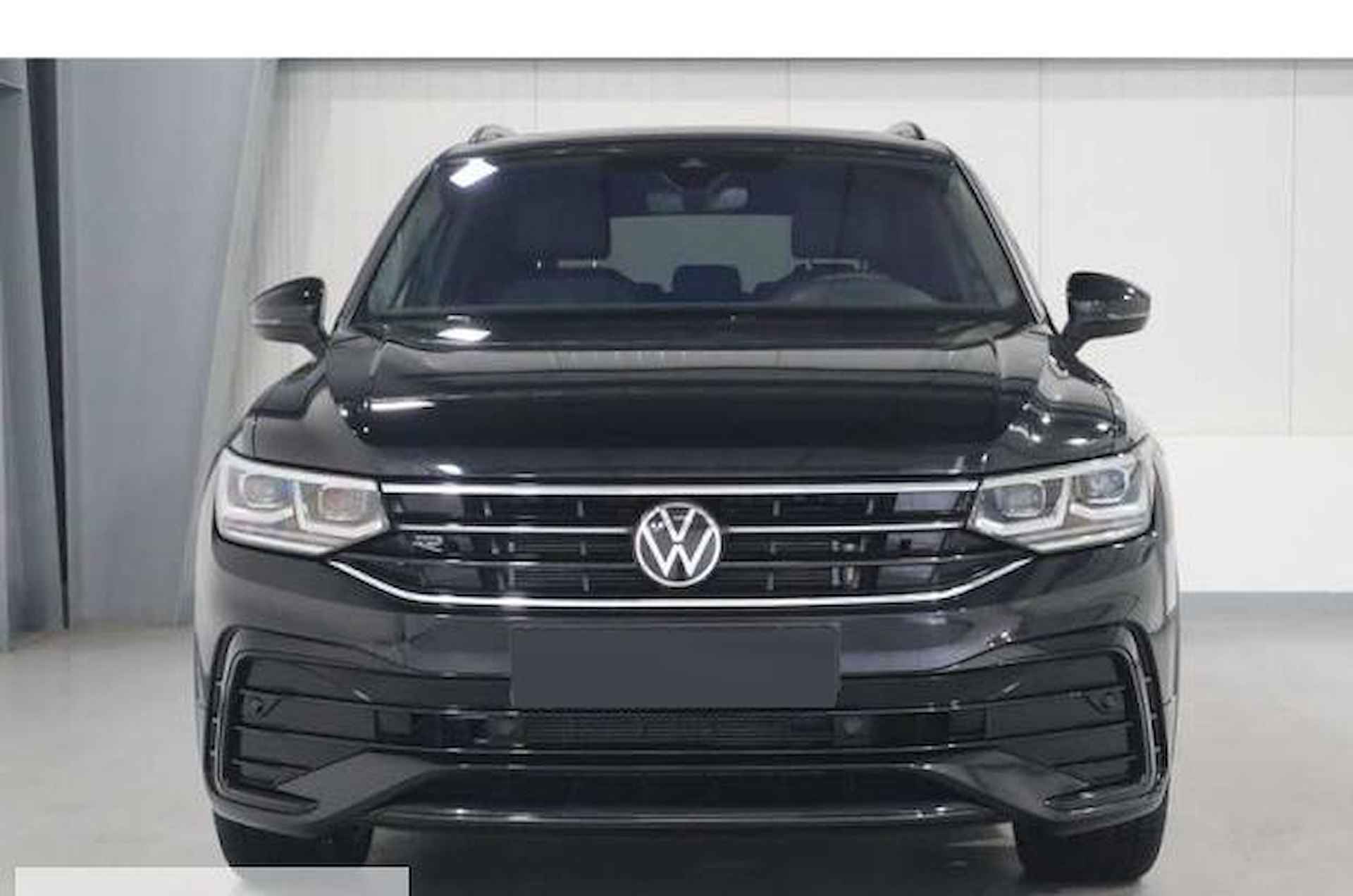 Volkswagen Tiguan Allspace 2.0 TDI 4M 200 PK R-Line 7p. Black Style 20 Inch ACC Panoramadak Head-Up Display Camera - 2/14