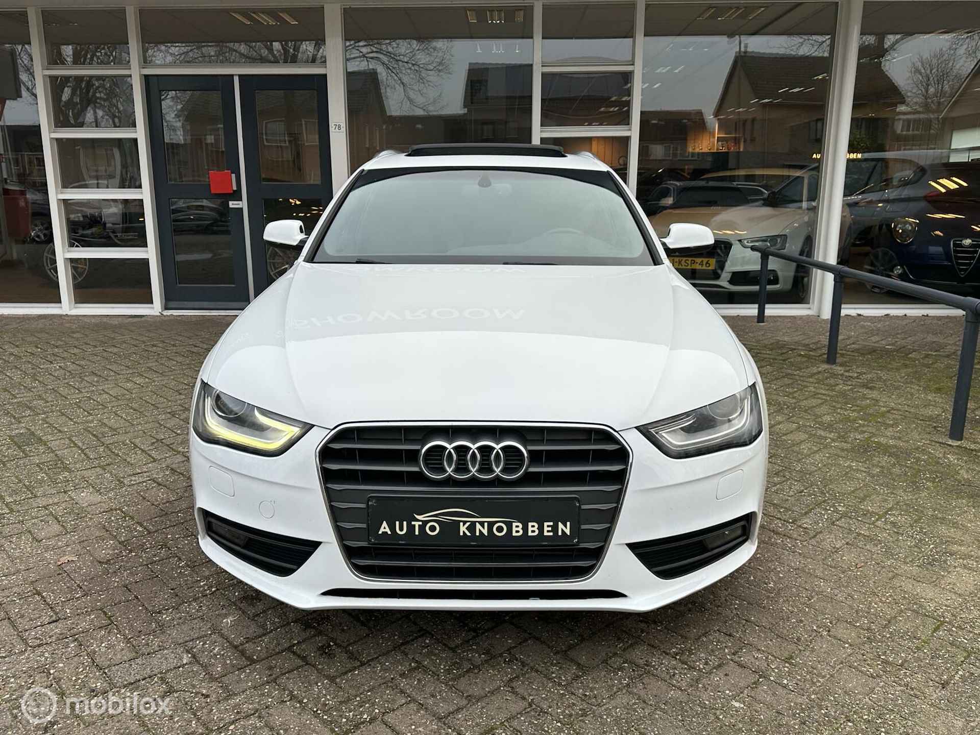 Audi A4 Avant 1.8 TFSI S-Line Xenon/Led, Pano, Navi, Bluetooth, Pdc, LM.. - 2/17