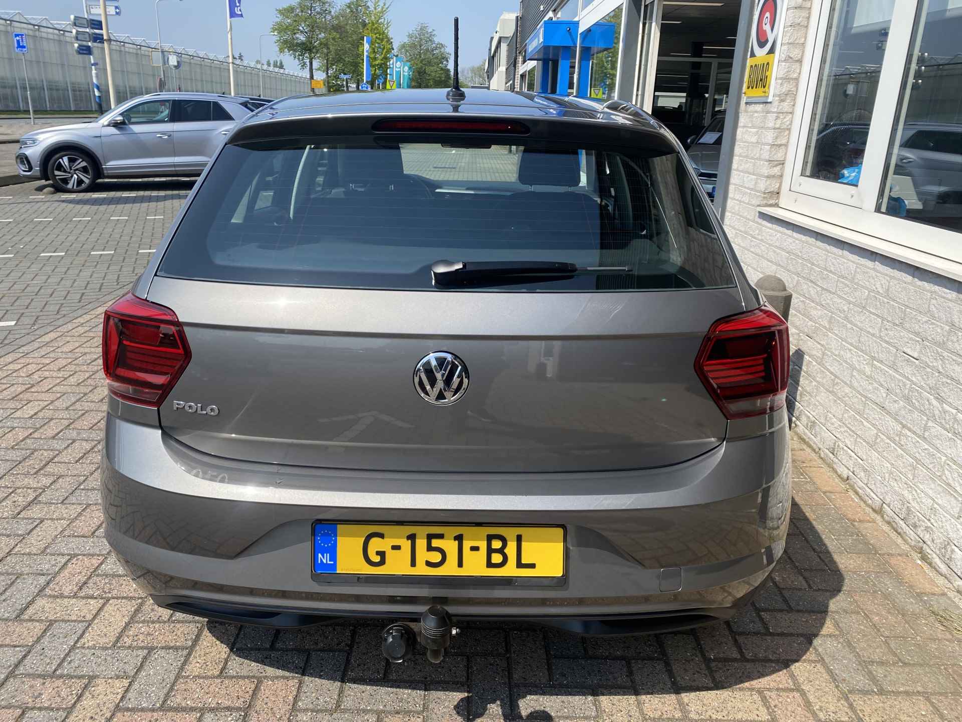 Volkswagen Polo 1.0 MPI Comfortline / APP-CONNECT/ AIRCO/ TREKHAAK/ BLUETOOTH/ CRUISE - 27/33