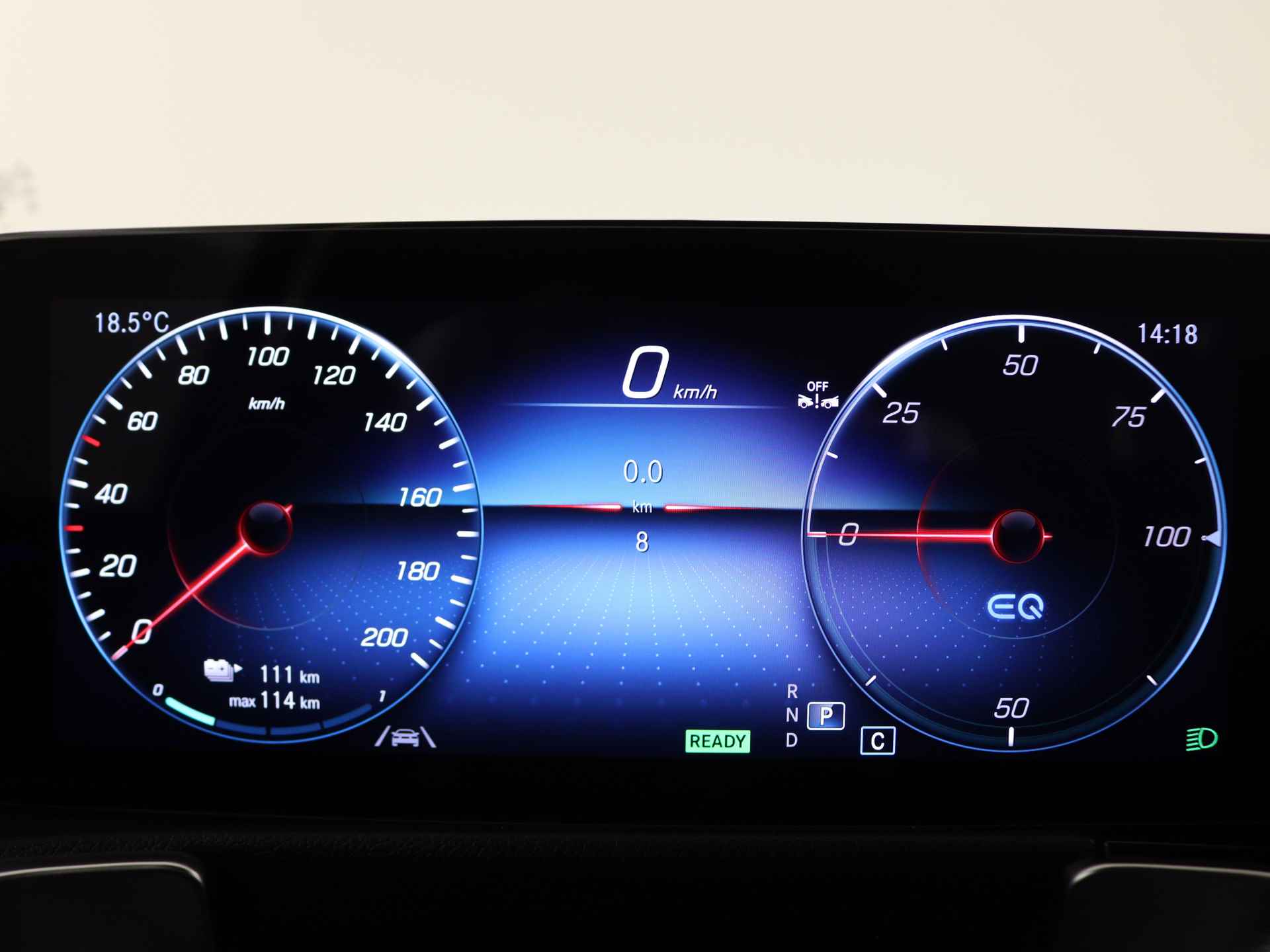 Mercedes-Benz EQB 250 Business Line 67 kWh | Advanced pakket | Dodehoekassistent | Sfeerverlichting | EASY PACK achterklep | Parkeerpakket met achteruitrijcamera | Stoelverwarming vooraan | - 6/37