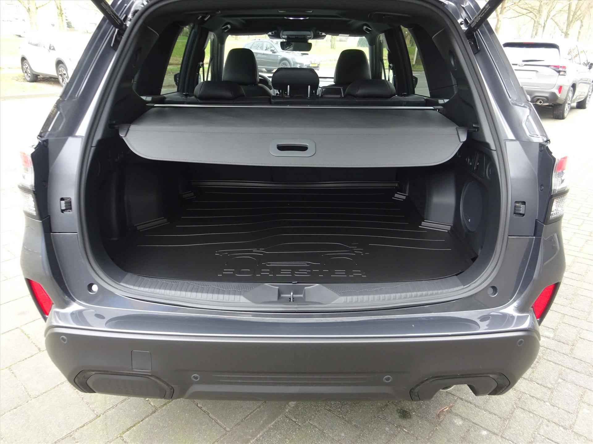 Subaru Forester Premium E-BOXER Magnetite Gray Metallic | Modeljaar 2025 | 8 jaar volledige garantie - 11/51