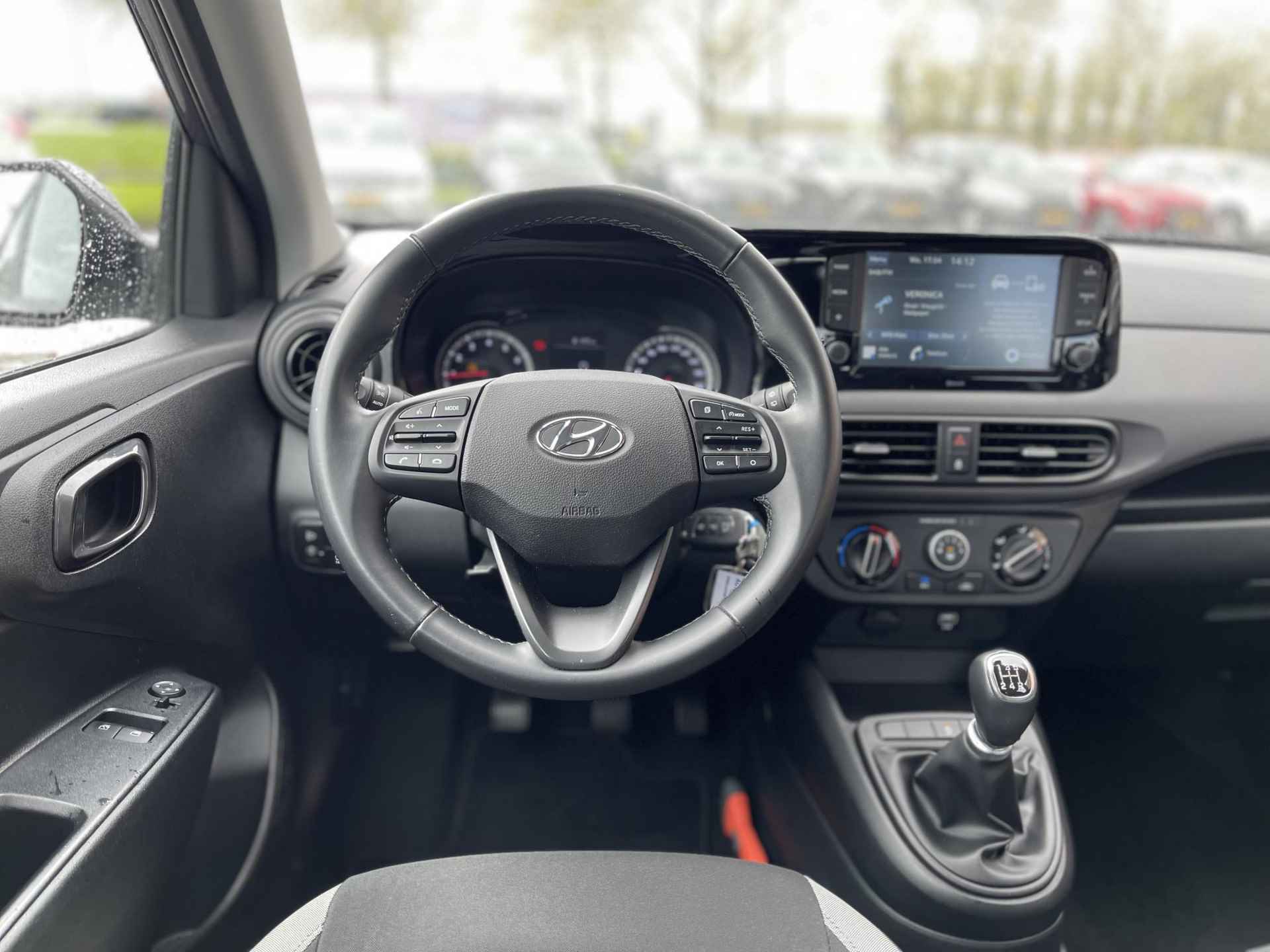 Hyundai i10 1.0 Comfort | Apple Carplay/Android Auto | LM Velgen | Bluetooth Tel. | Cruise Control | Airco | Rijklaarprijs! - 14/26