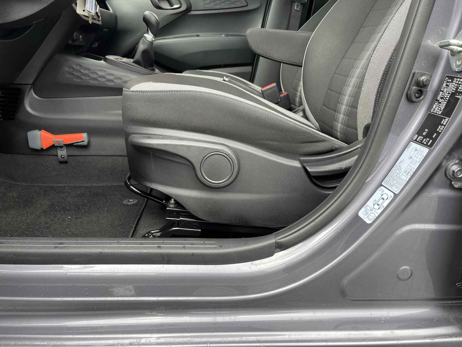 Hyundai i10 1.0 Comfort | Apple Carplay/Android Auto | LM Velgen | Bluetooth Tel. | Cruise Control | Airco | Rijklaarprijs! - 23/26