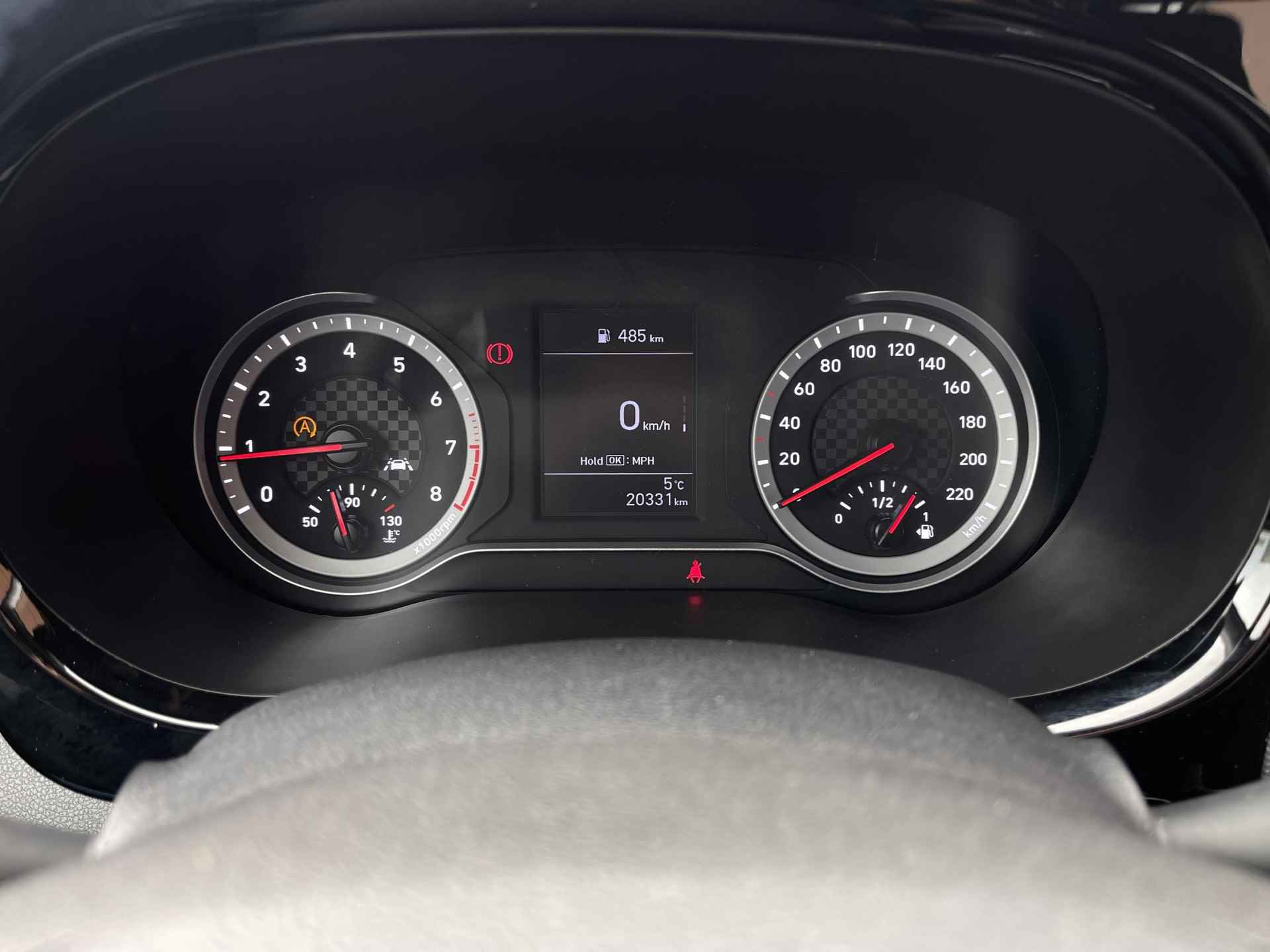 Hyundai i10 1.0 Comfort | Apple Carplay/Android Auto | LM Velgen | Bluetooth Tel. | Cruise Control | Airco | Rijklaarprijs! - 25/26