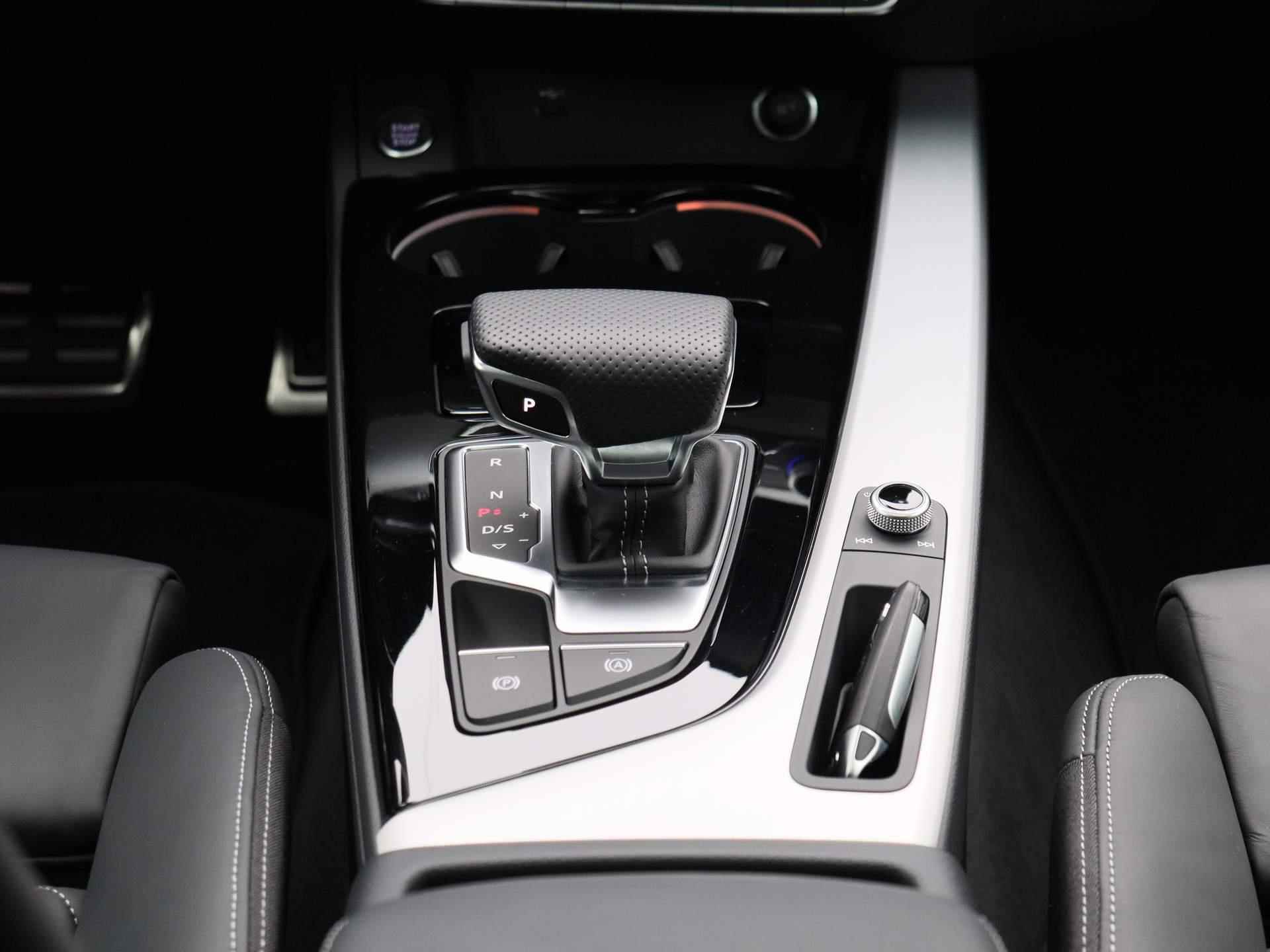 Audi A5 Sportback 40 TDI S edition quattro 204 PK | S-line exterieur | S-line interieur | Automaat | Navigatie | 360 Camera | Adaptive Cruise Control | Panoramadak | Head-up Display | Trekhaak | Stoelverwarming | Lichtmetalen velgen | Climate Control | Audi Sound System | Fabrieksgarantie | - 10/55