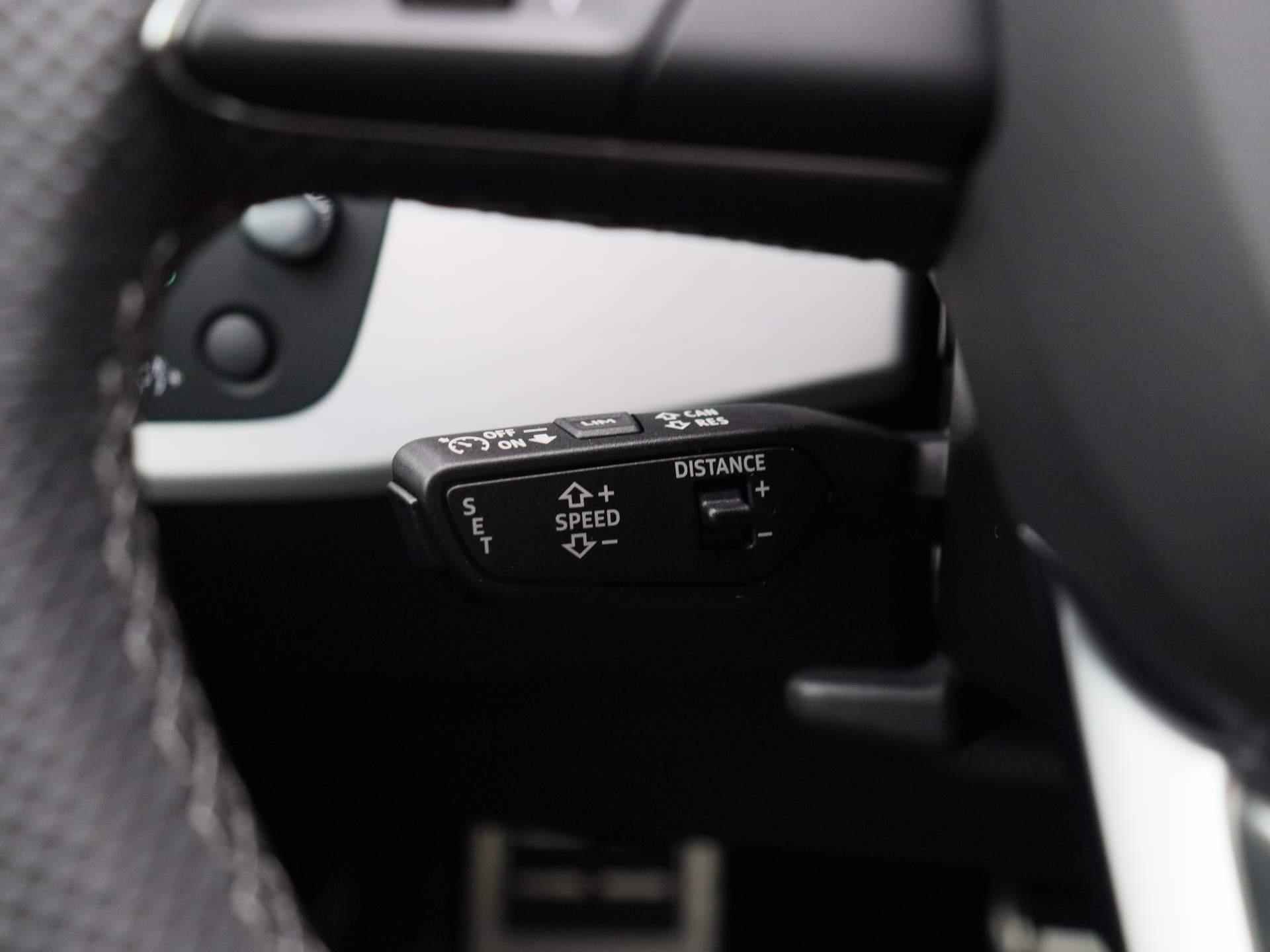 Audi A5 Sportback 40 TDI S edition quattro 204 PK | S-line exterieur | S-line interieur | Automaat | Navigatie | 360 Camera | Adaptive Cruise Control | Panoramadak | Head-up Display | Trekhaak | Stoelverwarming | Lichtmetalen velgen | Climate Control | Audi Sound System | Fabrieksgarantie | - 25/55