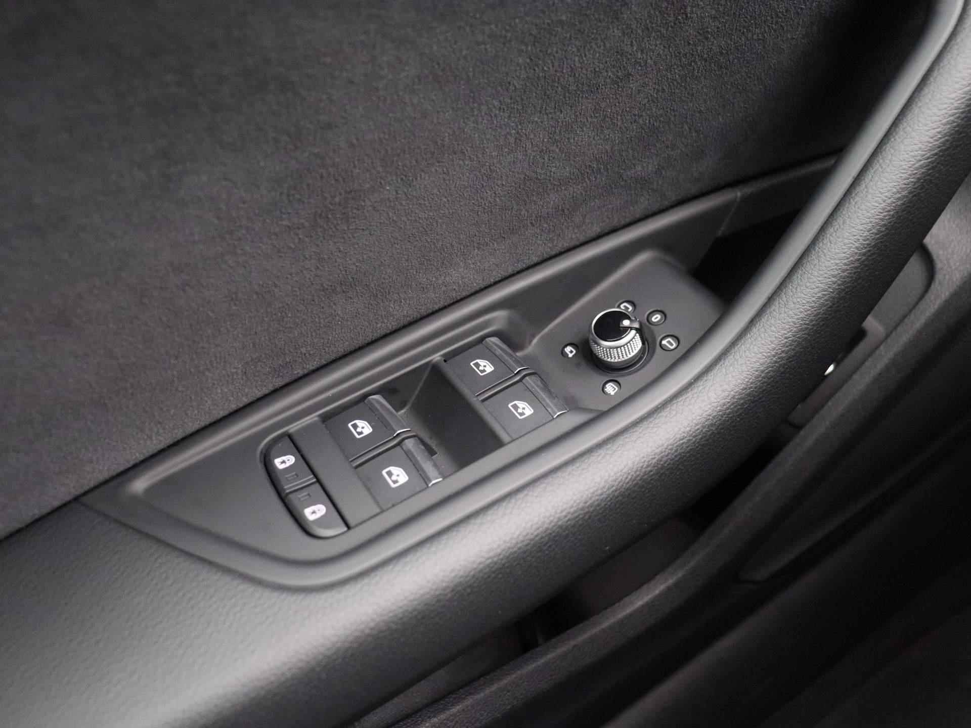 Audi A5 Sportback 40 TDI S edition quattro 204 PK | S-line exterieur | S-line interieur | Automaat | Navigatie | 360 Camera | Adaptive Cruise Control | Panoramadak | Head-up Display | Trekhaak | Stoelverwarming | Lichtmetalen velgen | Climate Control | Audi Sound System | Fabrieksgarantie | - 31/55