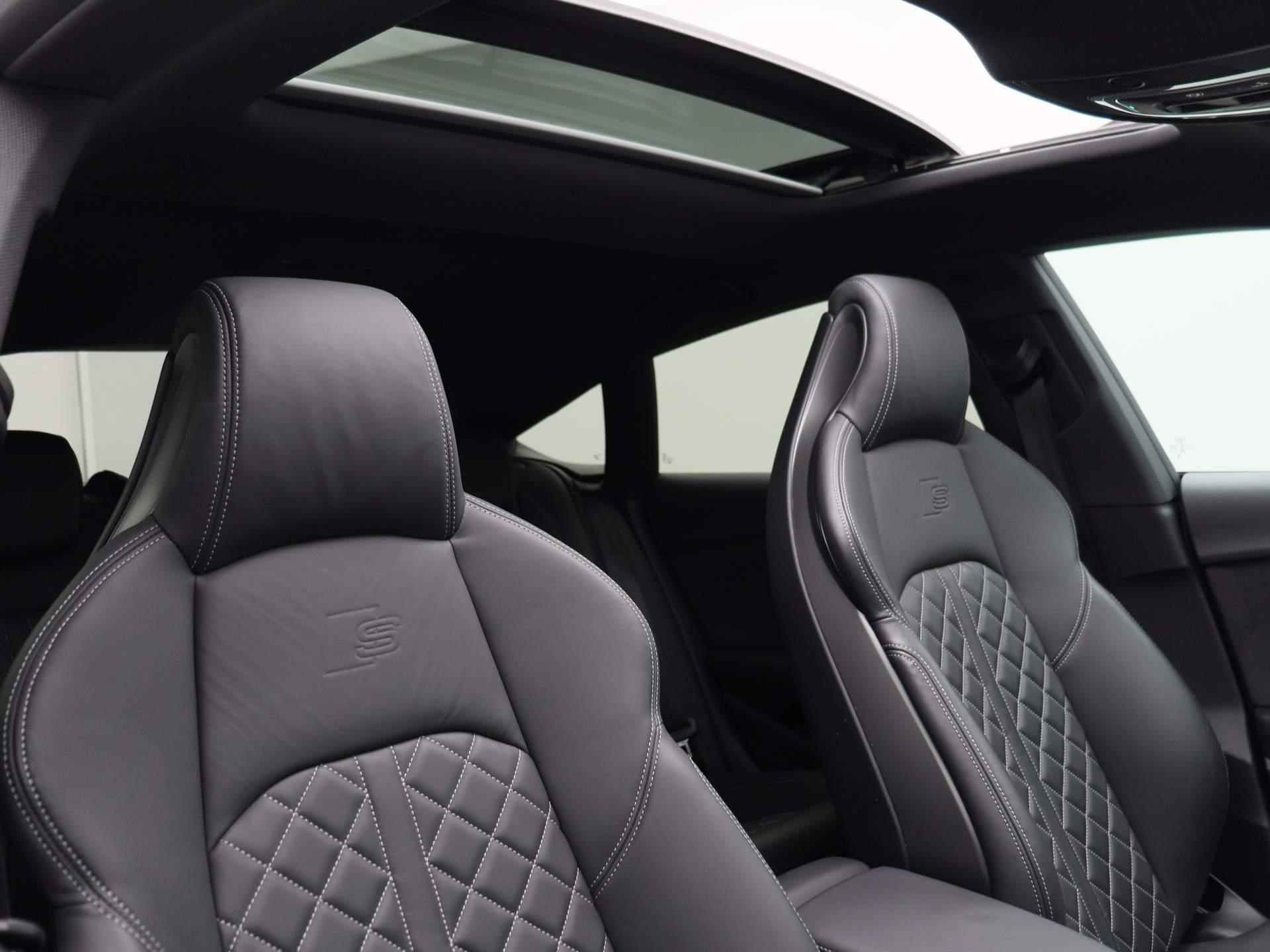 Audi A5 Sportback 40 TDI S edition quattro 204 PK | S-line exterieur | S-line interieur | Automaat | Navigatie | 360 Camera | Adaptive Cruise Control | Panoramadak | Head-up Display | Trekhaak | Stoelverwarming | Lichtmetalen velgen | Climate Control | Audi Sound System | Fabrieksgarantie | - 48/55