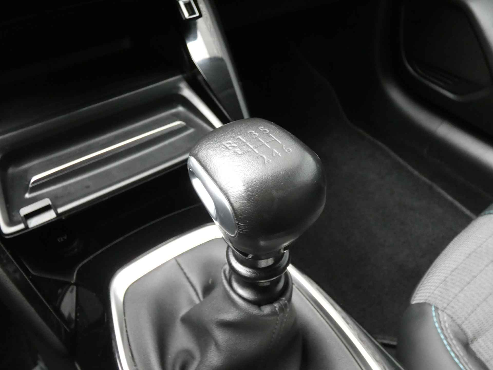 Peugeot 208 1.2 100PK Allure Camera | Navigatie | Parkerhulp | Startknop - 11/37