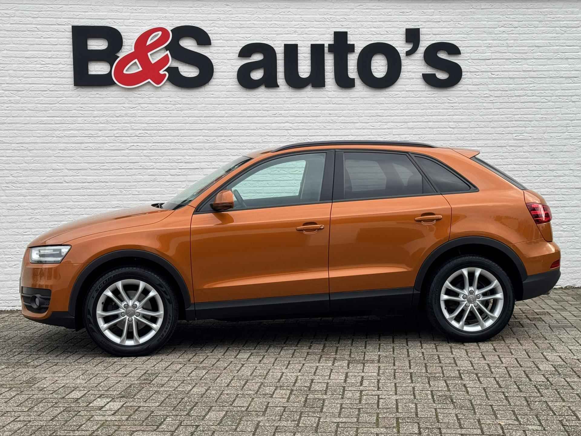 Audi Q3 2.0 TFSI quattro S Edition Automaat Cruise control Parkeersensor Climate control - 12/47