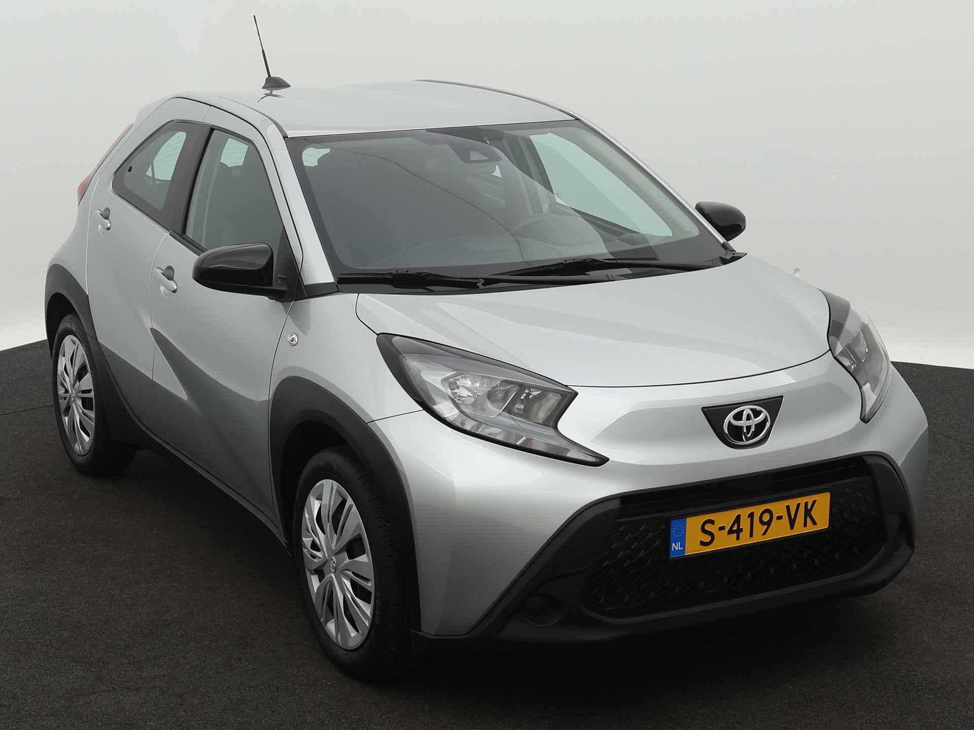 Toyota Aygo X 1.0 VVT-i MT play - 29/41