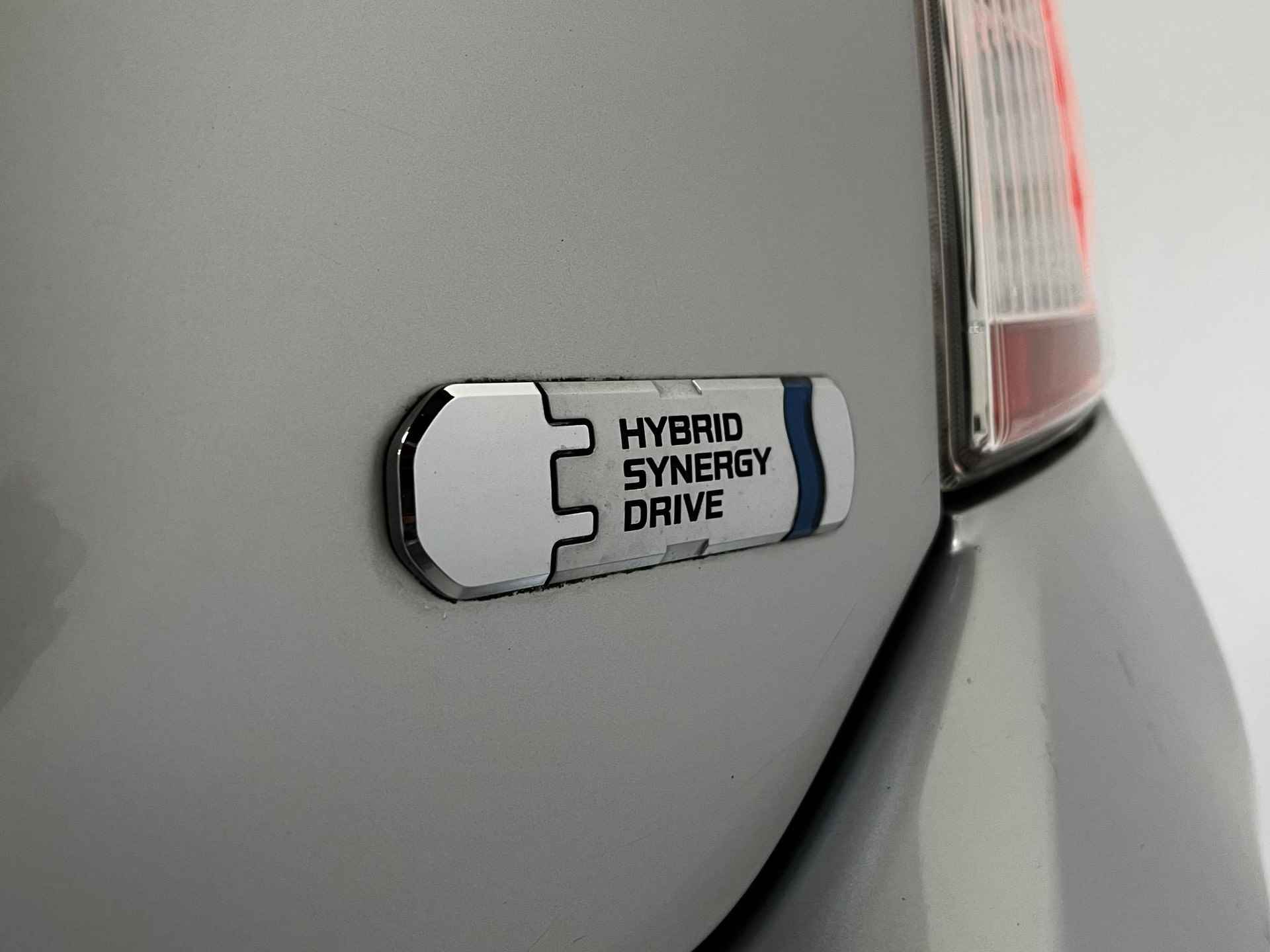 Toyota Prius 1.8 Plug-in Dynamic Business , Navi, JBL, Dealeronderhouden - 9/52