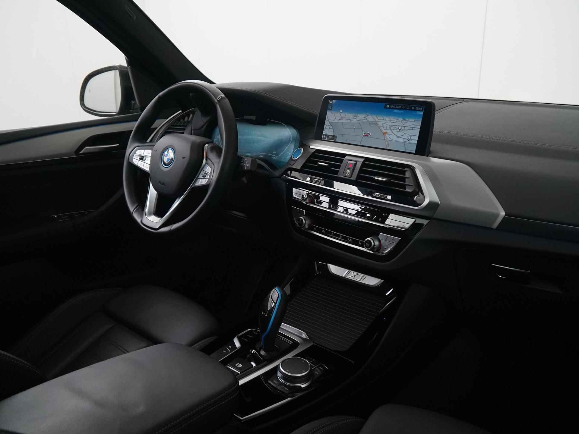 BMW iX3 High Executive 80 kWh Shadow | Trekhaak | Panoramadak | Harman/Kardon | Head-up | Zondag Open! - 2/49