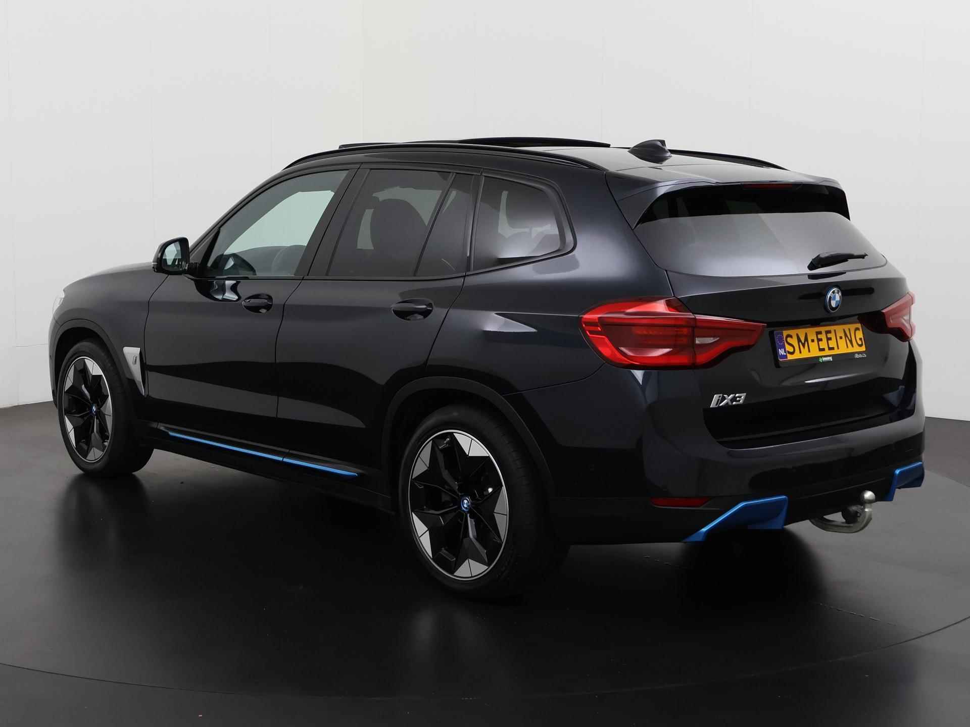 BMW iX3 High Executive 80 kWh Shadow | Trekhaak | Panoramadak | Harman/Kardon | Head-up | Zondag Open! - 6/49