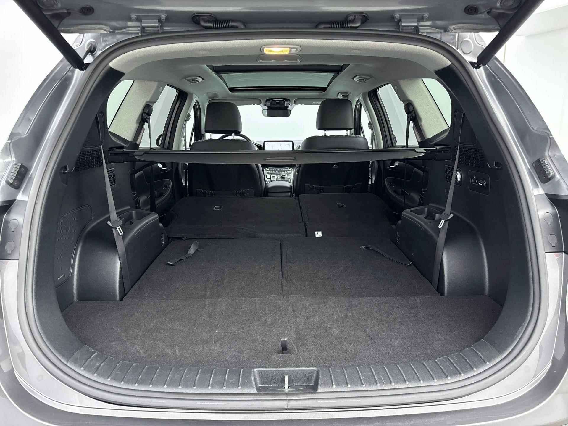 Hyundai Santa Fe 1.6 T-GDI HEV PREMIUM SKY 7P. | TREKHAAK | SCHUIFDAK | LEDER | HUD | STOEL + STUURVERWARMING | CLIMA | CRUISE | CAMERA | 19'' LM VELGEN | FABRIEKSGARANTIE GELDIG T/M 1-2028! | - 21/35