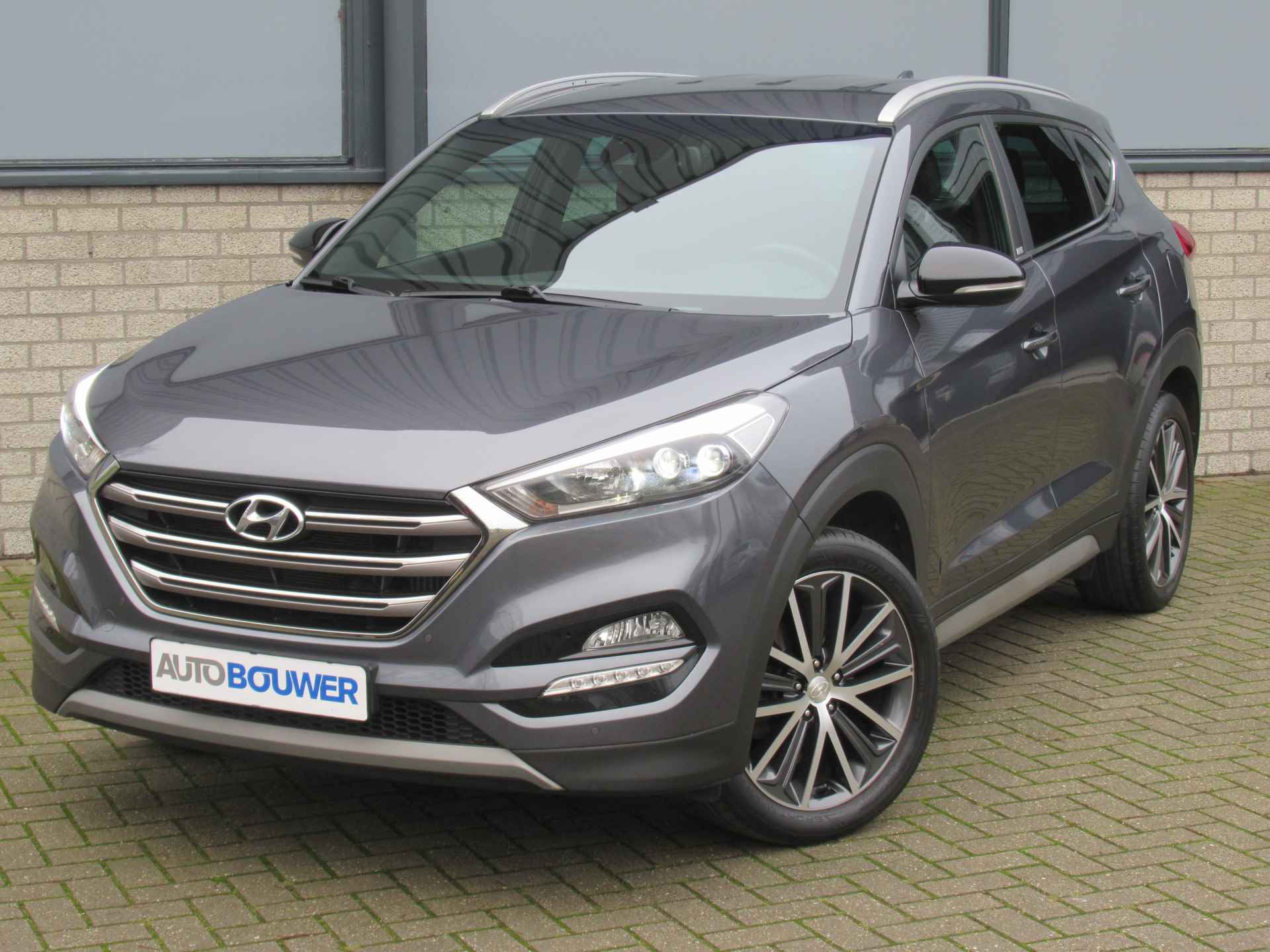 Hyundai Tucson 1.6 T-GDI 177 PK 4WD Passion 2e eigen | dealer onderh | LED kopl | 19" inch | Navi | 1900 KG tr.gewicht - 4/27