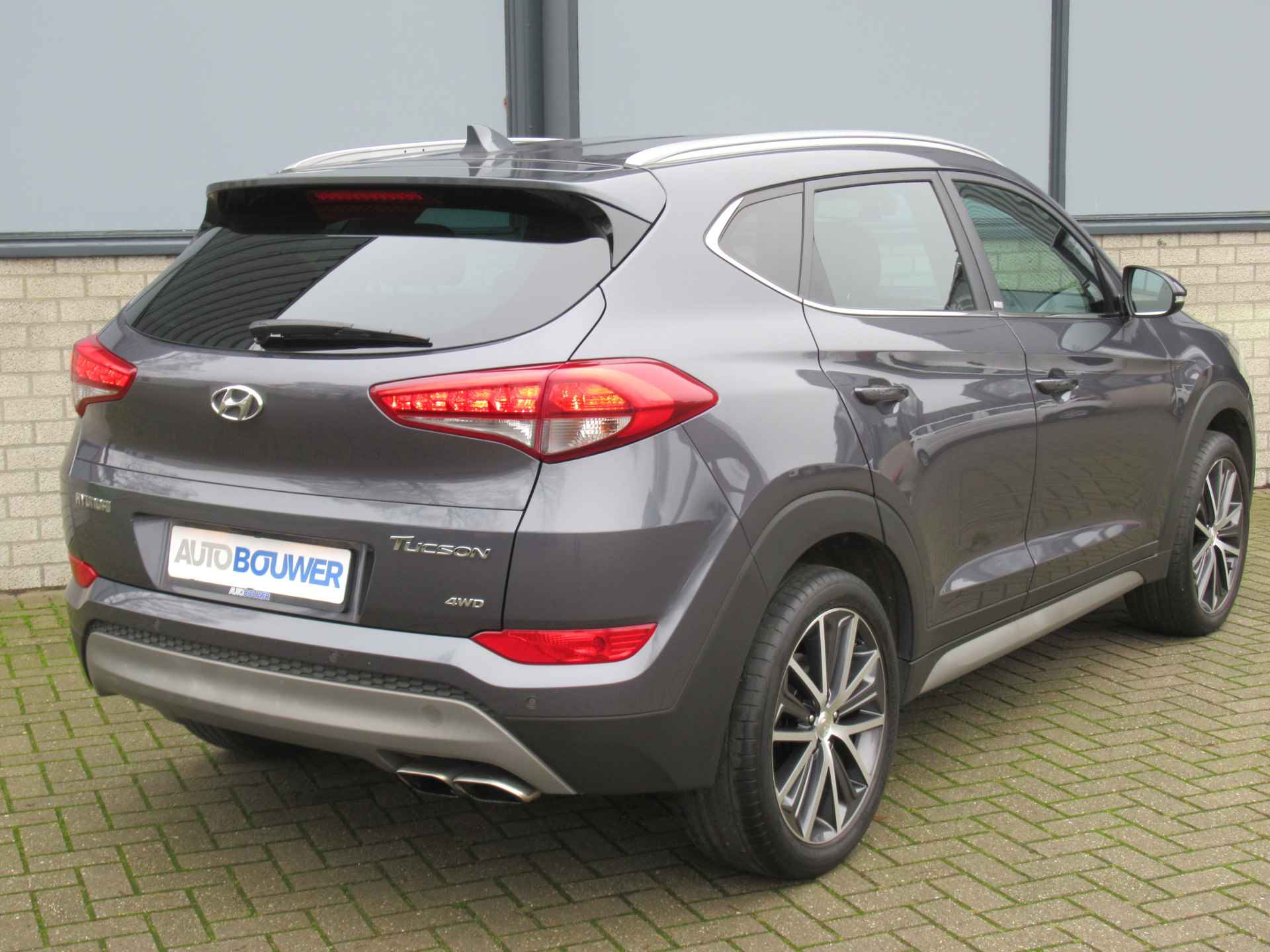 Hyundai Tucson 1.6 T-GDI 177 PK 4WD Passion 2e eigen | dealer onderh | LED kopl | 19" inch | Navi | 1900 KG tr.gewicht - 15/27