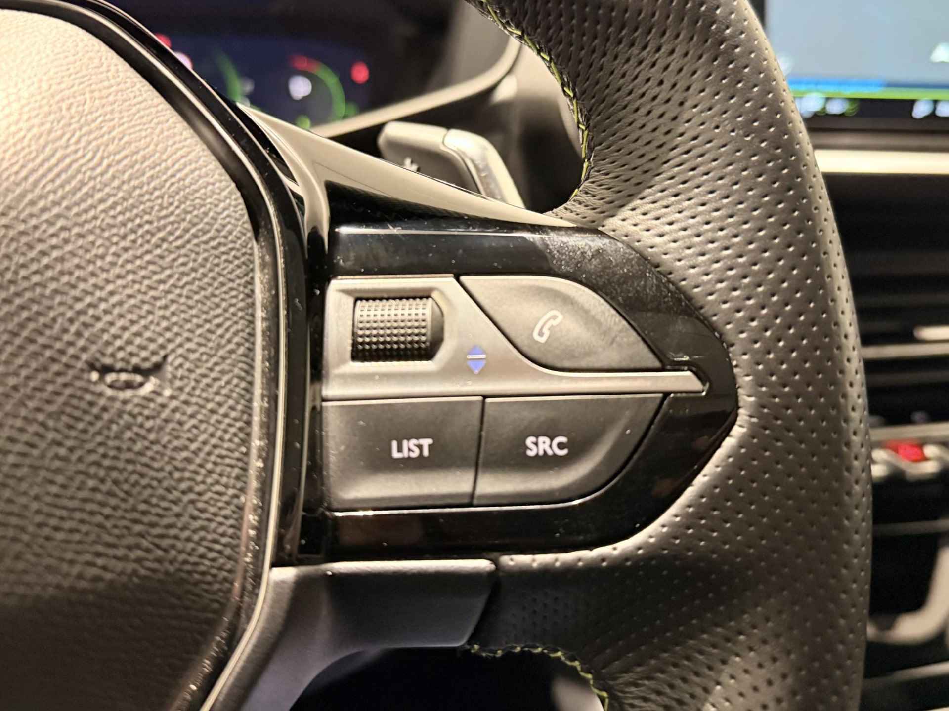 Peugeot 208 1.2 PureTech GT | Apple Carplay & Android Auto | Camera | Panorama dak | - 12/27