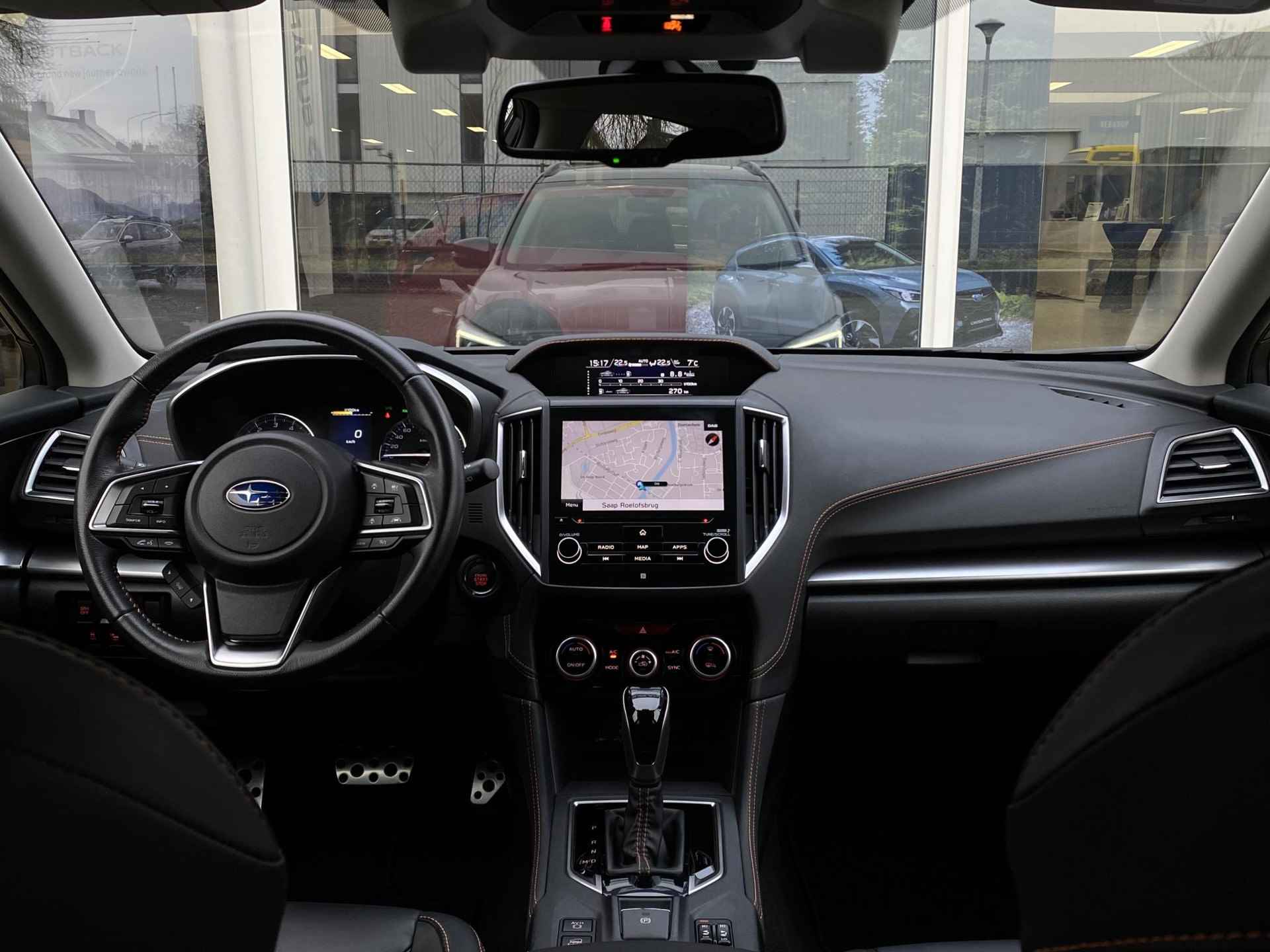 Subaru XV 2.0i e-BOXER Premium | Cruise Control adaptief | Navigatie | Camera | Stoelverwarming | Lederen Bekleding | Schuif/Kantel Dak | Parkeer Assistentie | - 5/44