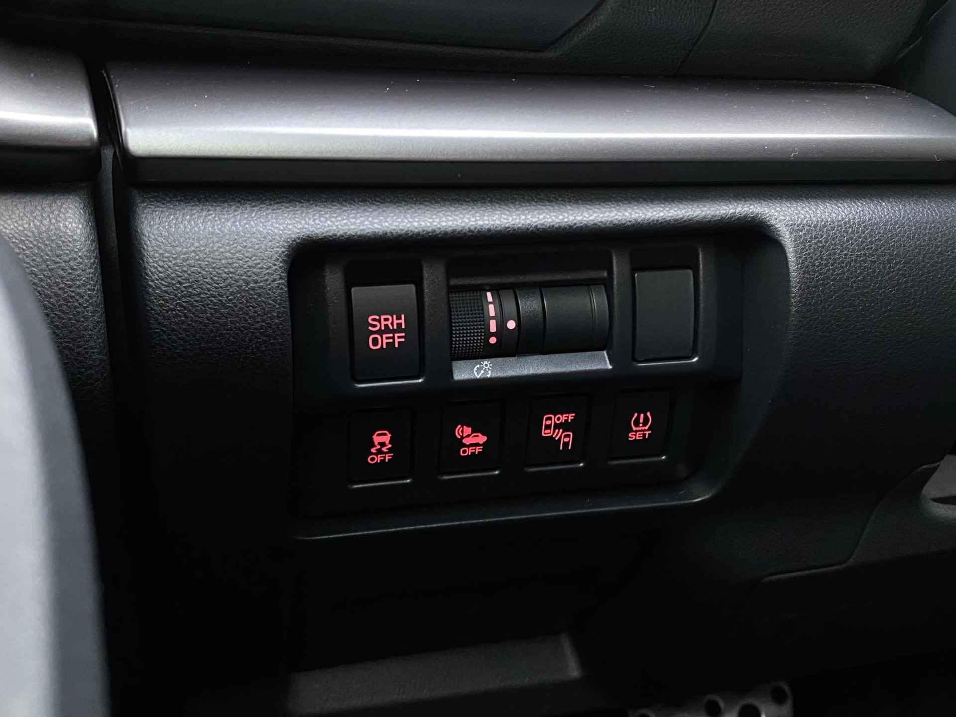 Subaru XV 2.0i e-BOXER Premium | Cruise Control adaptief | Navigatie | Camera | Stoelverwarming | Lederen Bekleding | Schuif/Kantel Dak | Parkeer Assistentie | - 21/44
