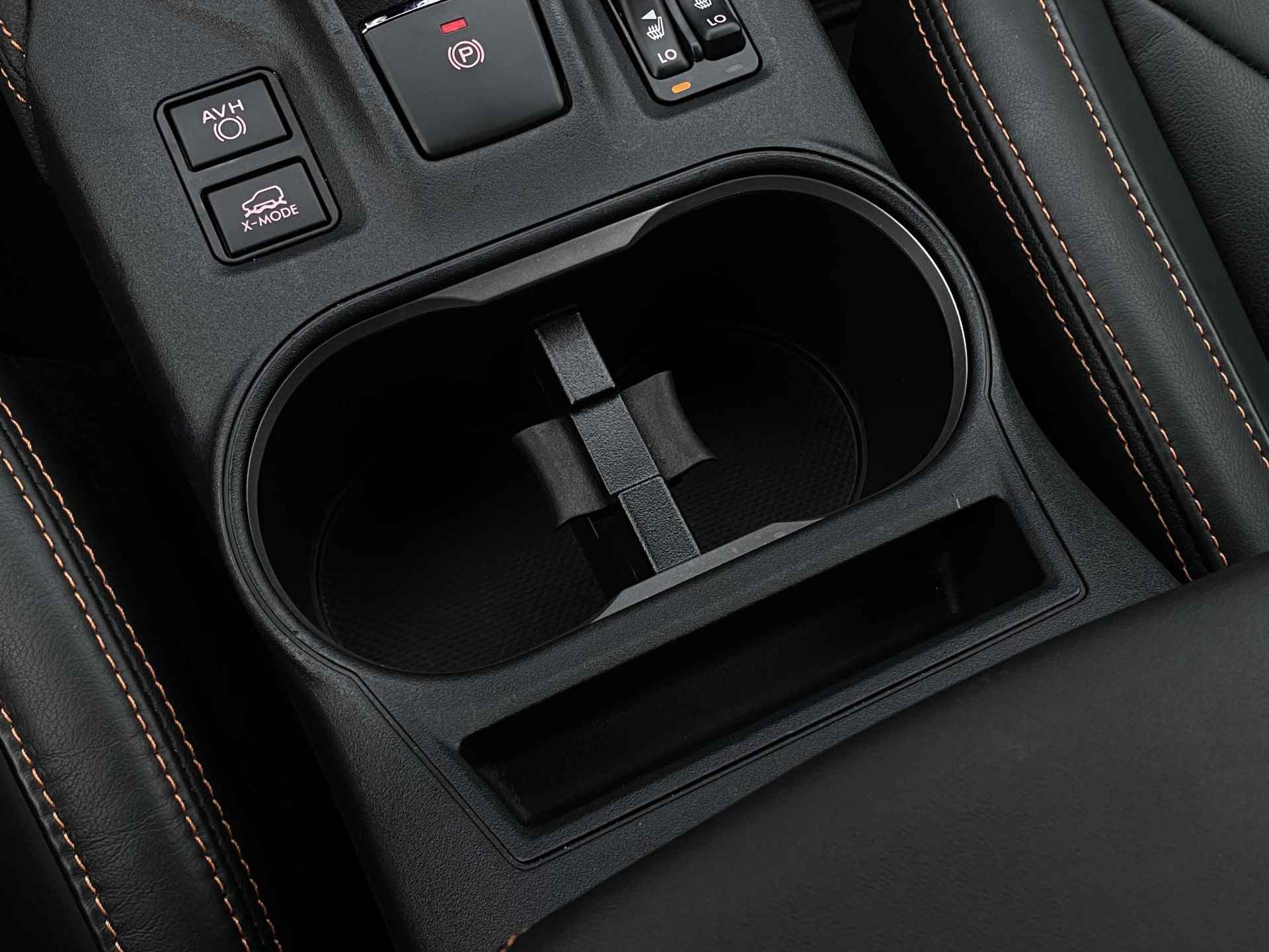 Subaru XV 2.0i e-BOXER Premium | Cruise Control adaptief | Navigatie | Camera | Stoelverwarming | Lederen Bekleding | Schuif/Kantel Dak | Parkeer Assistentie | - 39/44
