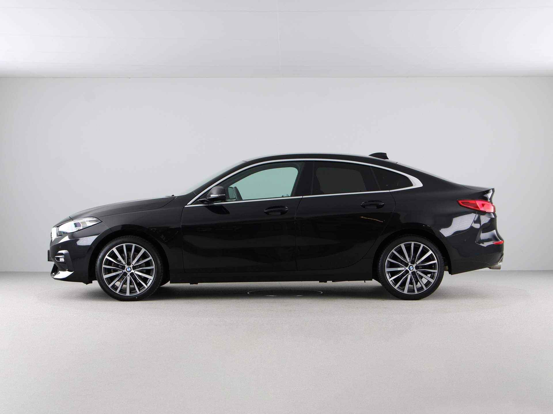 BMW 2 Serie 218i Executive Sport Line Achteruitrijcamera, Hifi System - 13/23