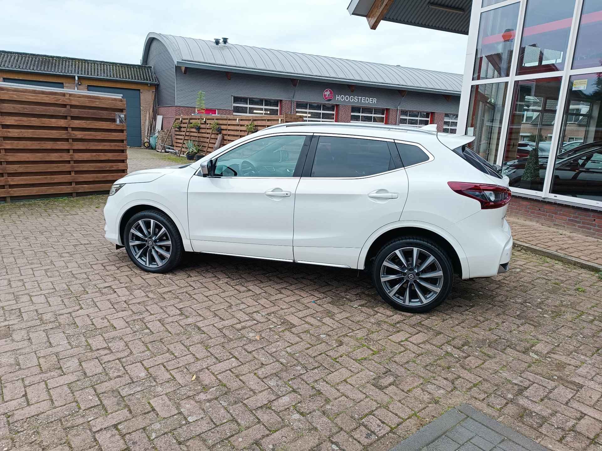 Nissan Qashqai 1.3 DIG-T N-Tec Automaat, pano, carplay, camera - 25/28