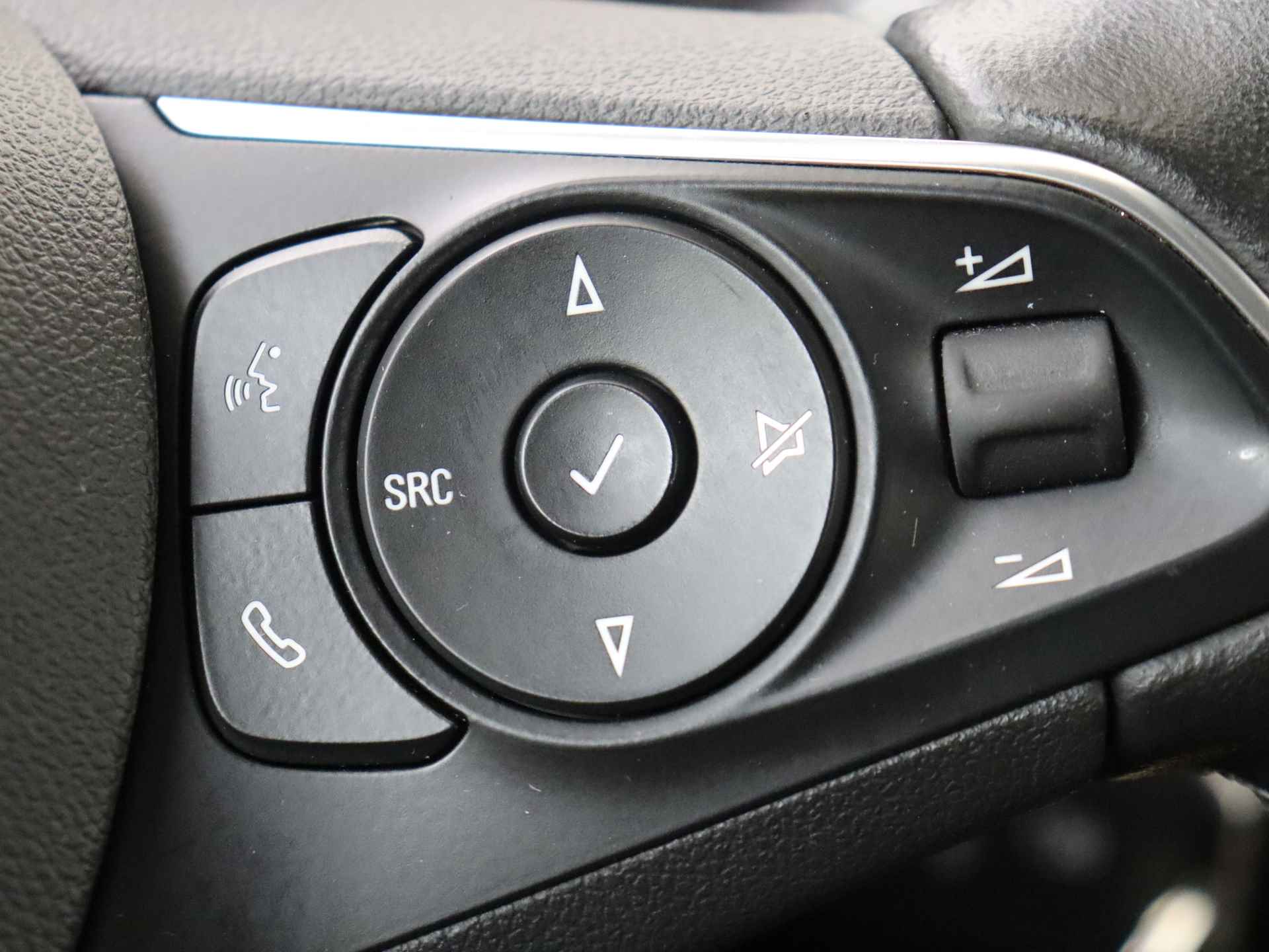 Opel Grandland X 1.2 Turbo 120 Jaar Edition Automaat | Navigatie by App | Climate Control - 21/31