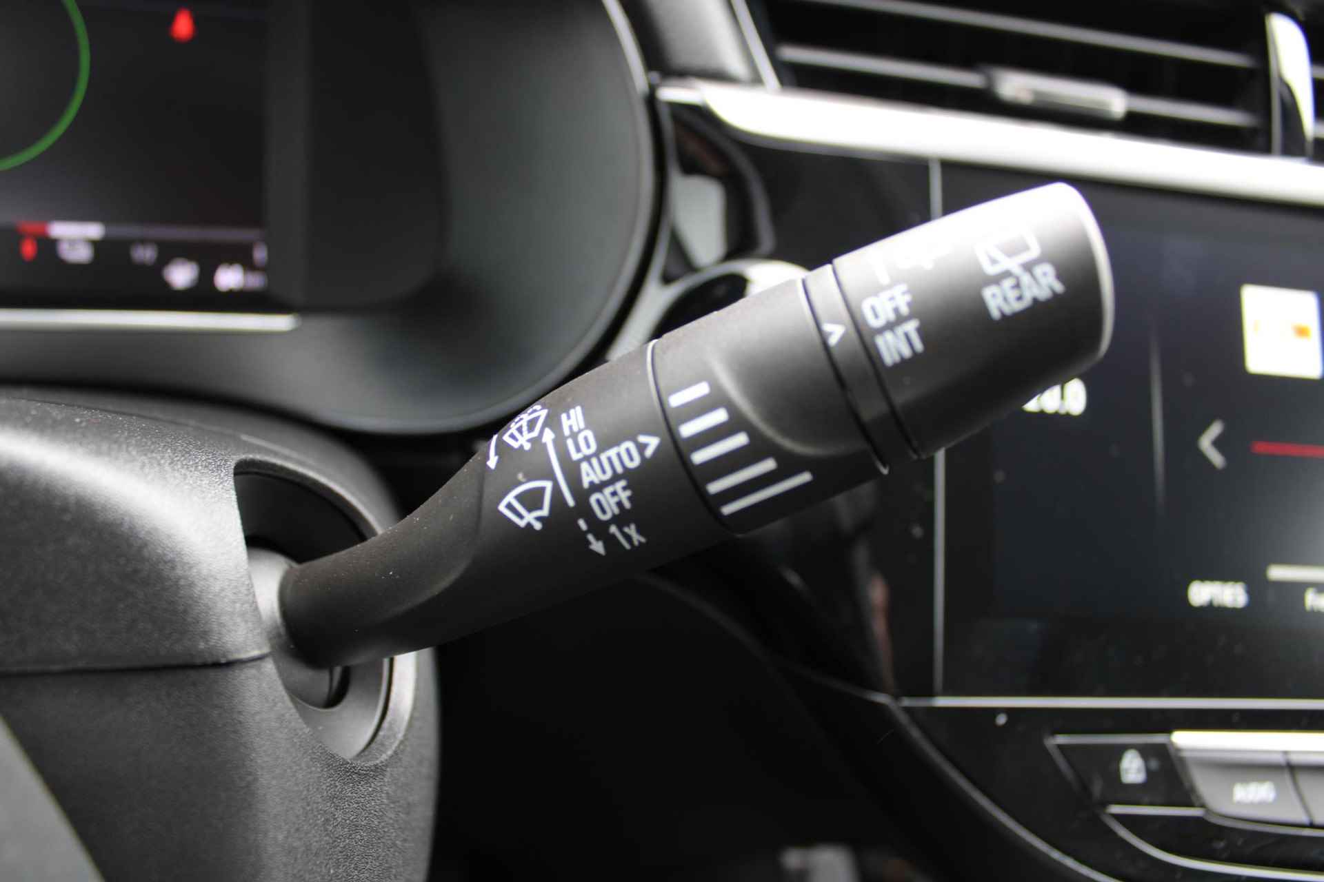 Opel Corsa-e Level 3 50 kWh *Premium pakket*Navi*Apple Carplay/Android Auto*Bluetooth*Camera - 20/33