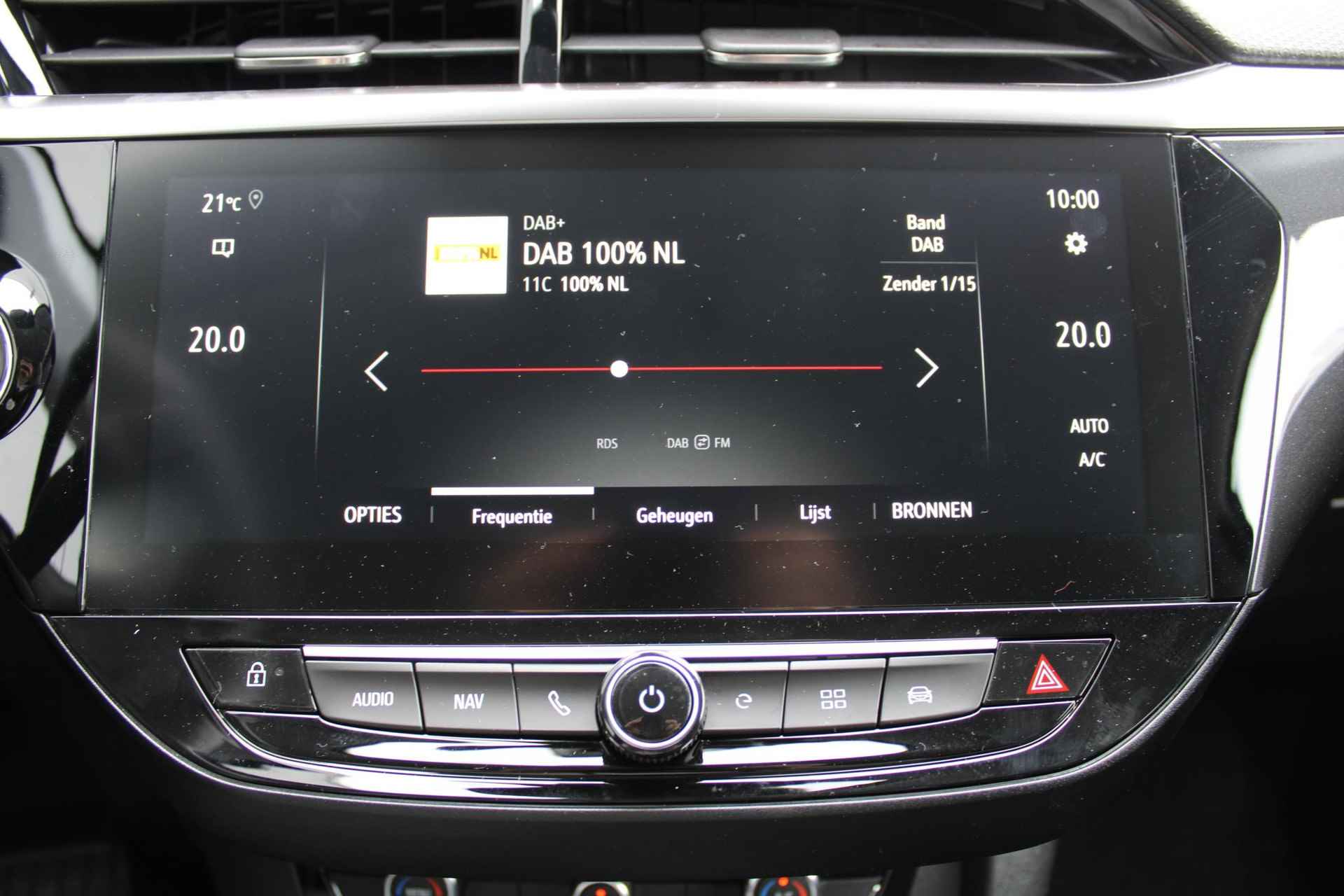 Opel Corsa-e Level 3 50 kWh *Premium pakket*Navi*Apple Carplay/Android Auto*Bluetooth*Camera - 21/33