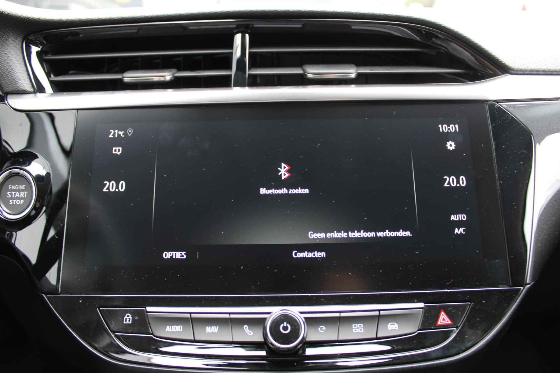 Opel Corsa-e Level 3 50 kWh *Premium pakket*Navi*Apple Carplay/Android Auto*Bluetooth*Camera - 24/33