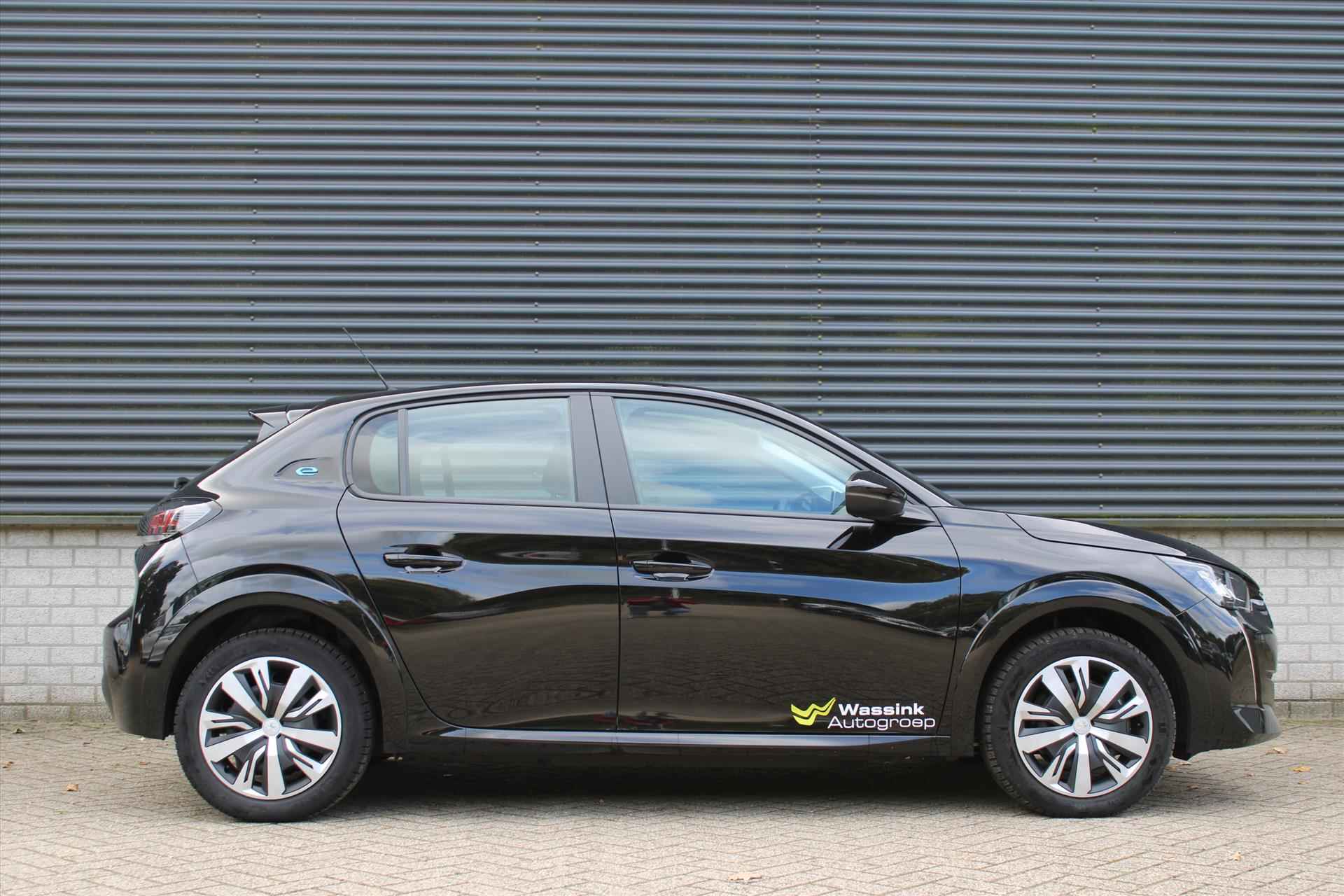 PEUGEOT e-208 EV 50kWh 136pk Active Pack / CONNECT NAV - 4/28