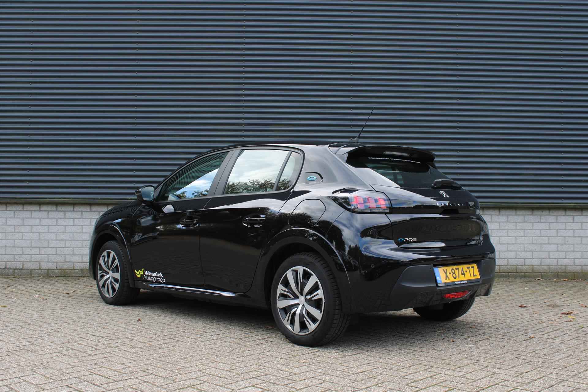 PEUGEOT e-208 EV 50kWh 136pk Active Pack / CONNECT NAV - 7/28