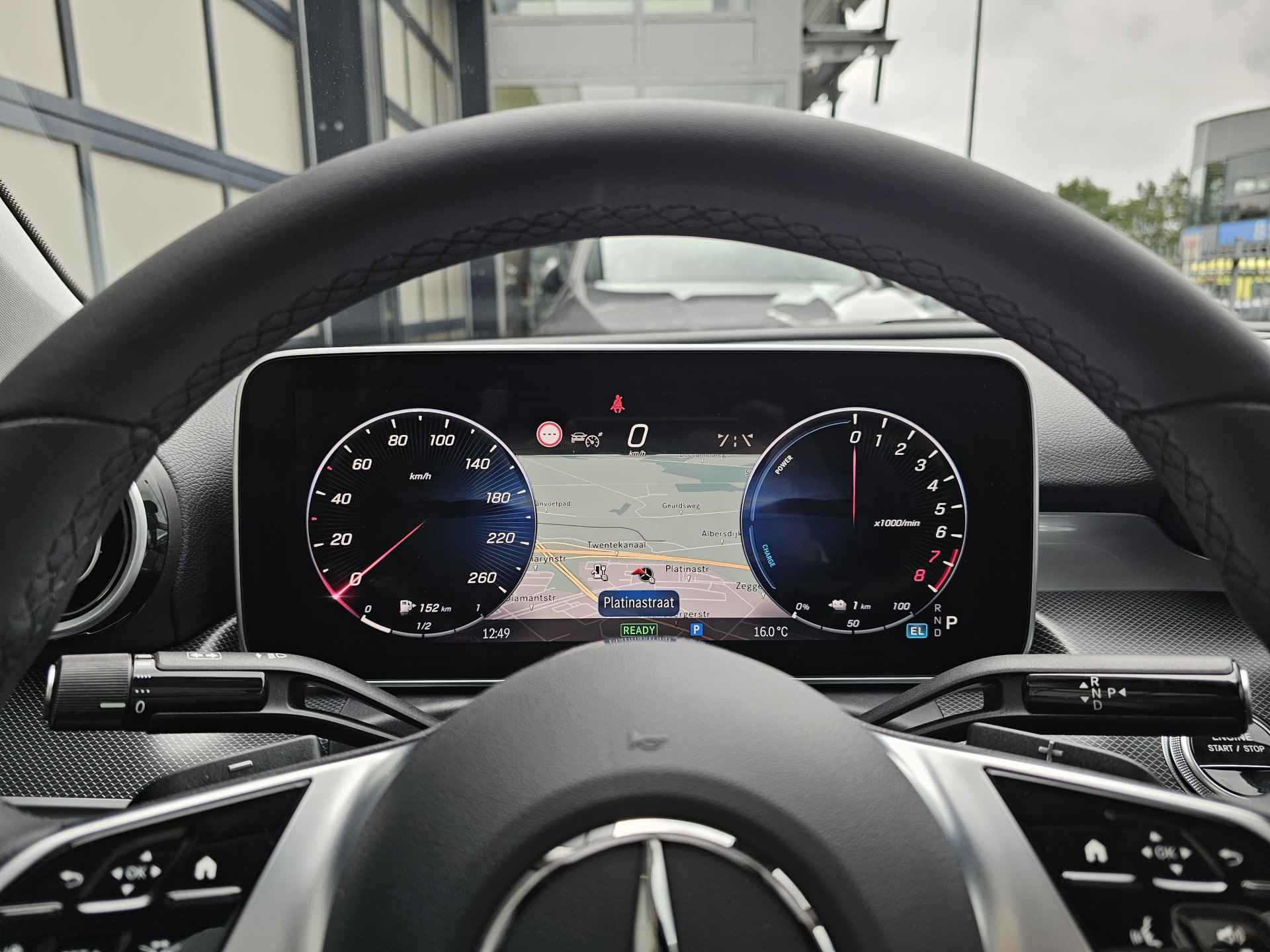 Mercedes-Benz C-Klasse C 300e Business Line | Panoramadak | Apple Carplay | Stoelverwarming Spoorassistent | DAB+ | Spiegelpakket | Stoelverwarming - 15/18