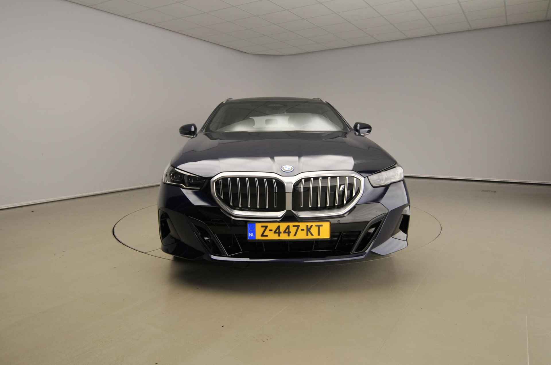 BMW i5 Touring eDrive40 | M-Sportpakket | LED | Leder | HUD | Schuifdak | Keyles go | DAB | Bowers & Wilkins sound | Alu 20 inch - 6/57