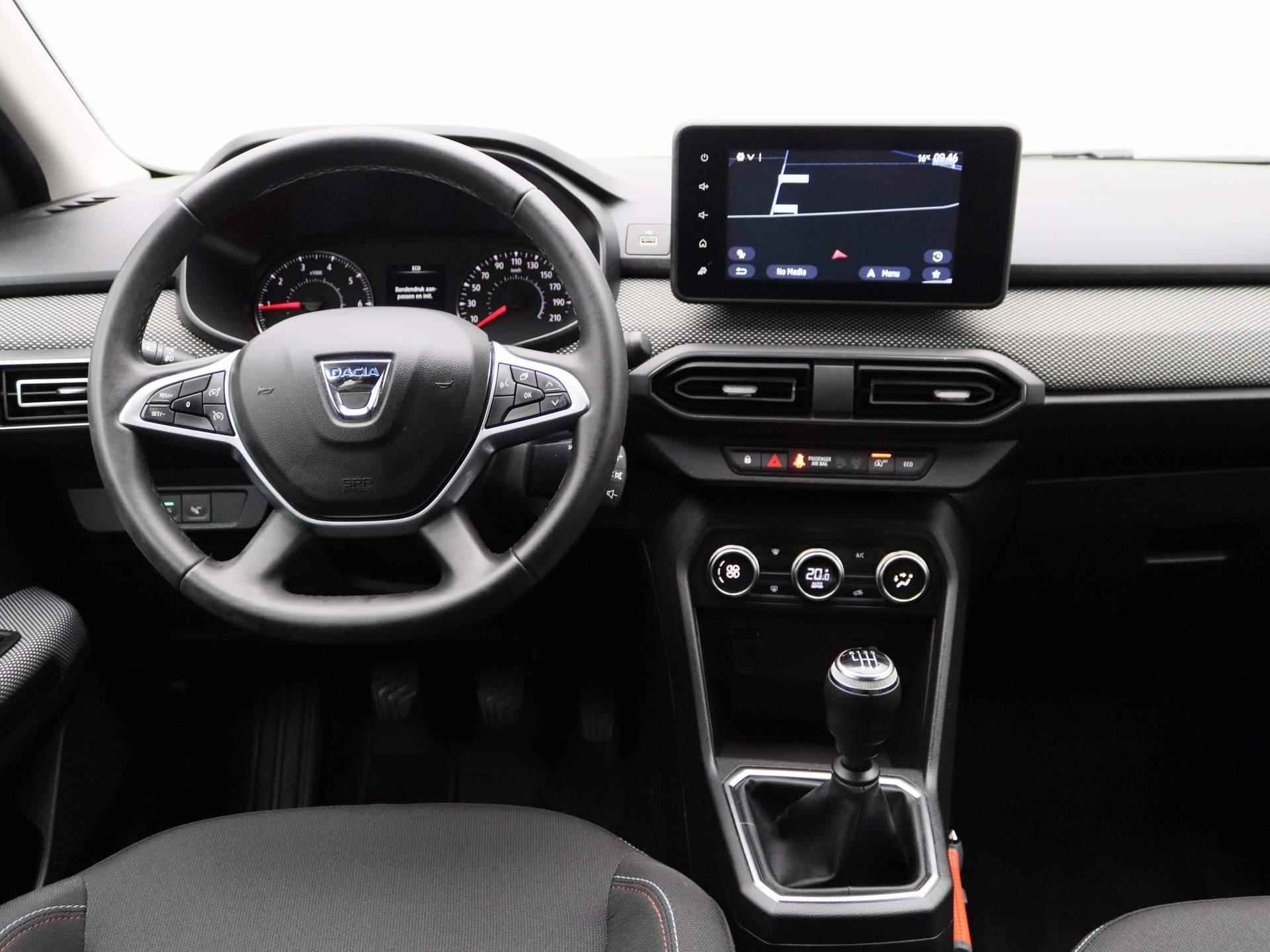 Dacia Jogger 1.0 TCe 100Pk Bi-Fuel Extreme 5p. | Trekhaak | Navigatie | Draadloze Apple & Android Carplay | Climate Control | Parkeersensoren & Camera | Keyless Entry | Privacy Glass | - 7/39