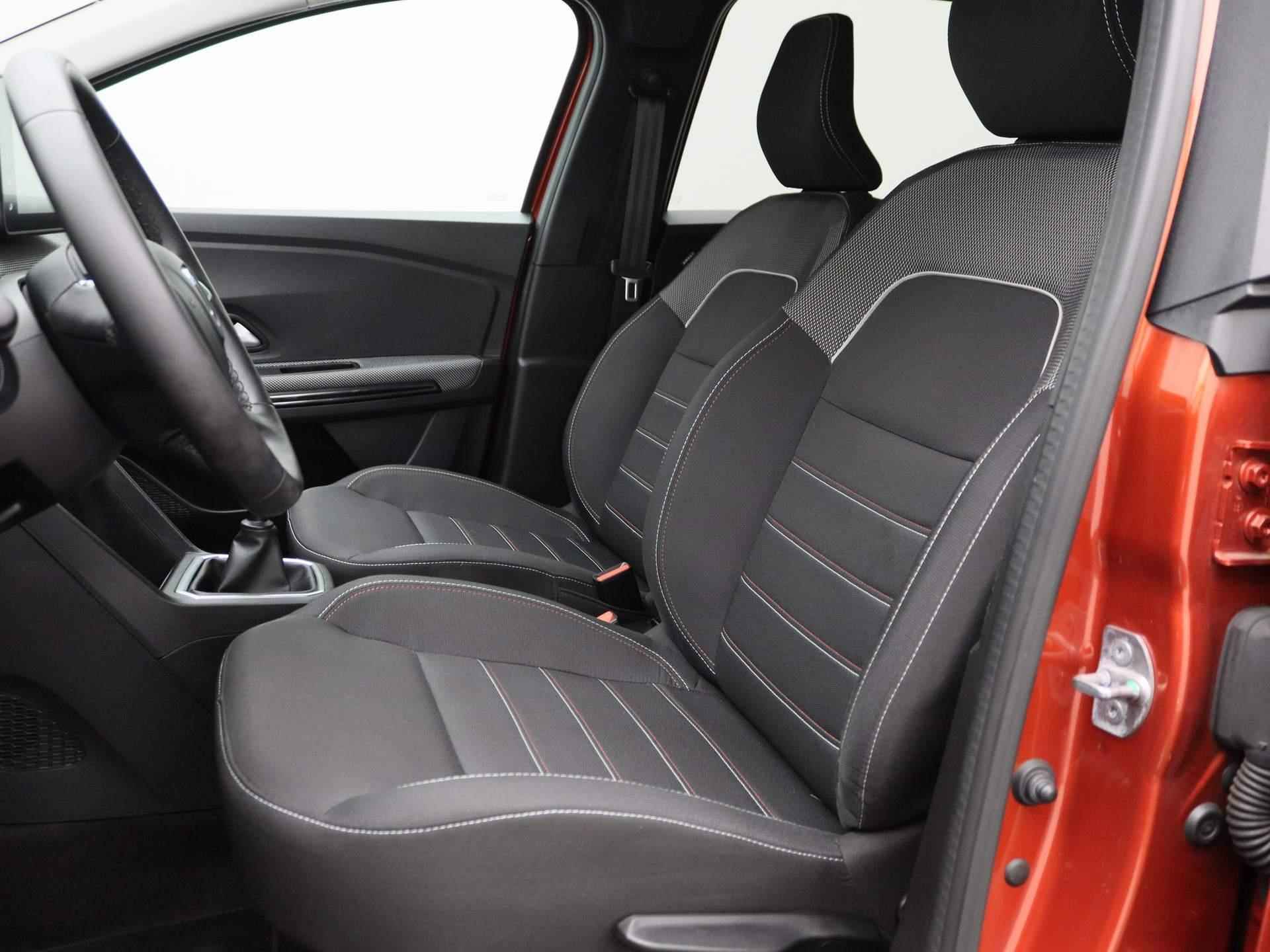 Dacia Jogger 1.0 TCe 100Pk Bi-Fuel Extreme 5p. | Trekhaak | Navigatie | Draadloze Apple & Android Carplay | Climate Control | Parkeersensoren & Camera | Keyless Entry | Privacy Glass | - 12/39
