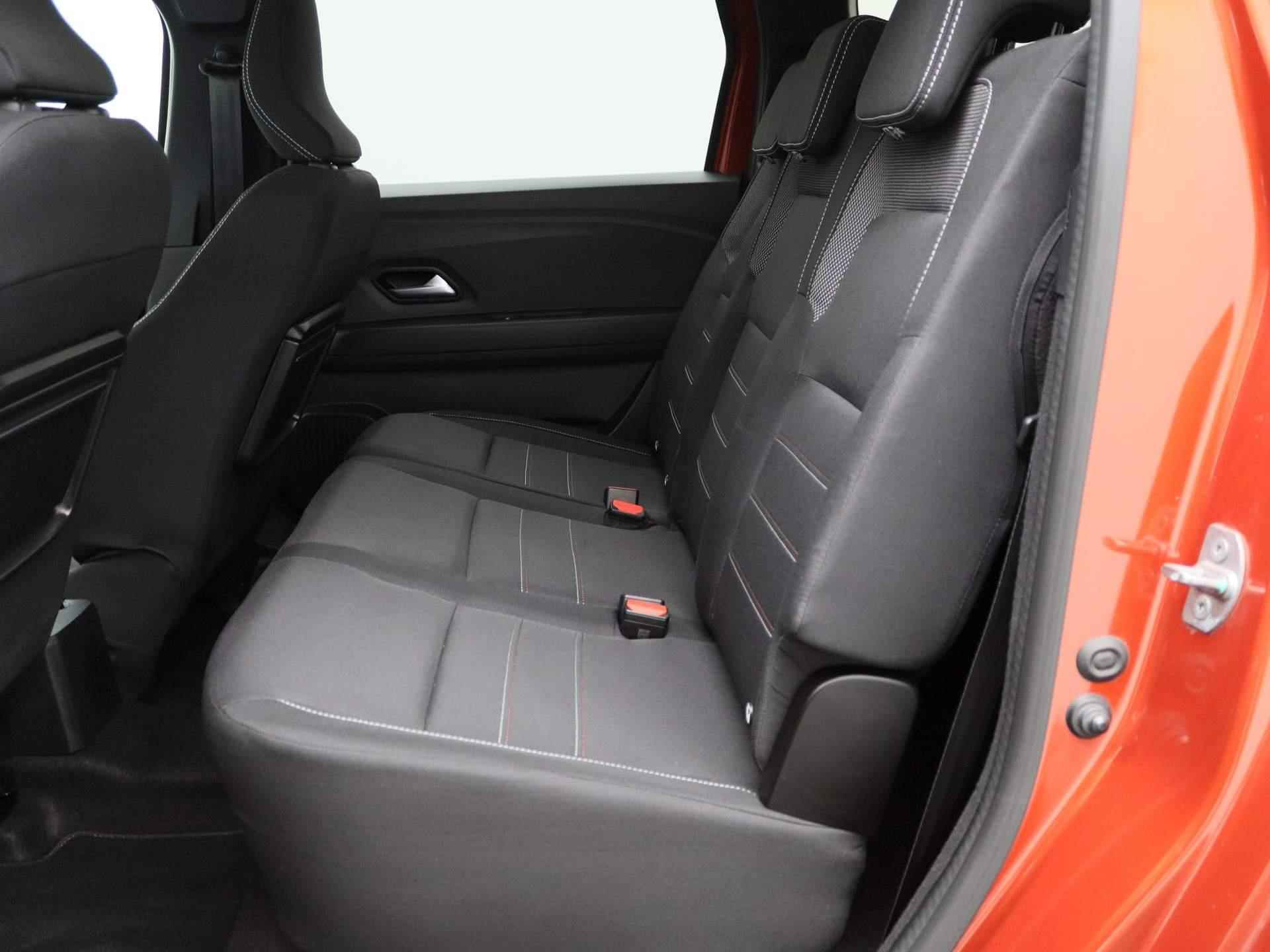 Dacia Jogger 1.0 TCe 100Pk Bi-Fuel Extreme 5p. | Trekhaak | Navigatie | Draadloze Apple & Android Carplay | Climate Control | Parkeersensoren & Camera | Keyless Entry | Privacy Glass | - 13/39